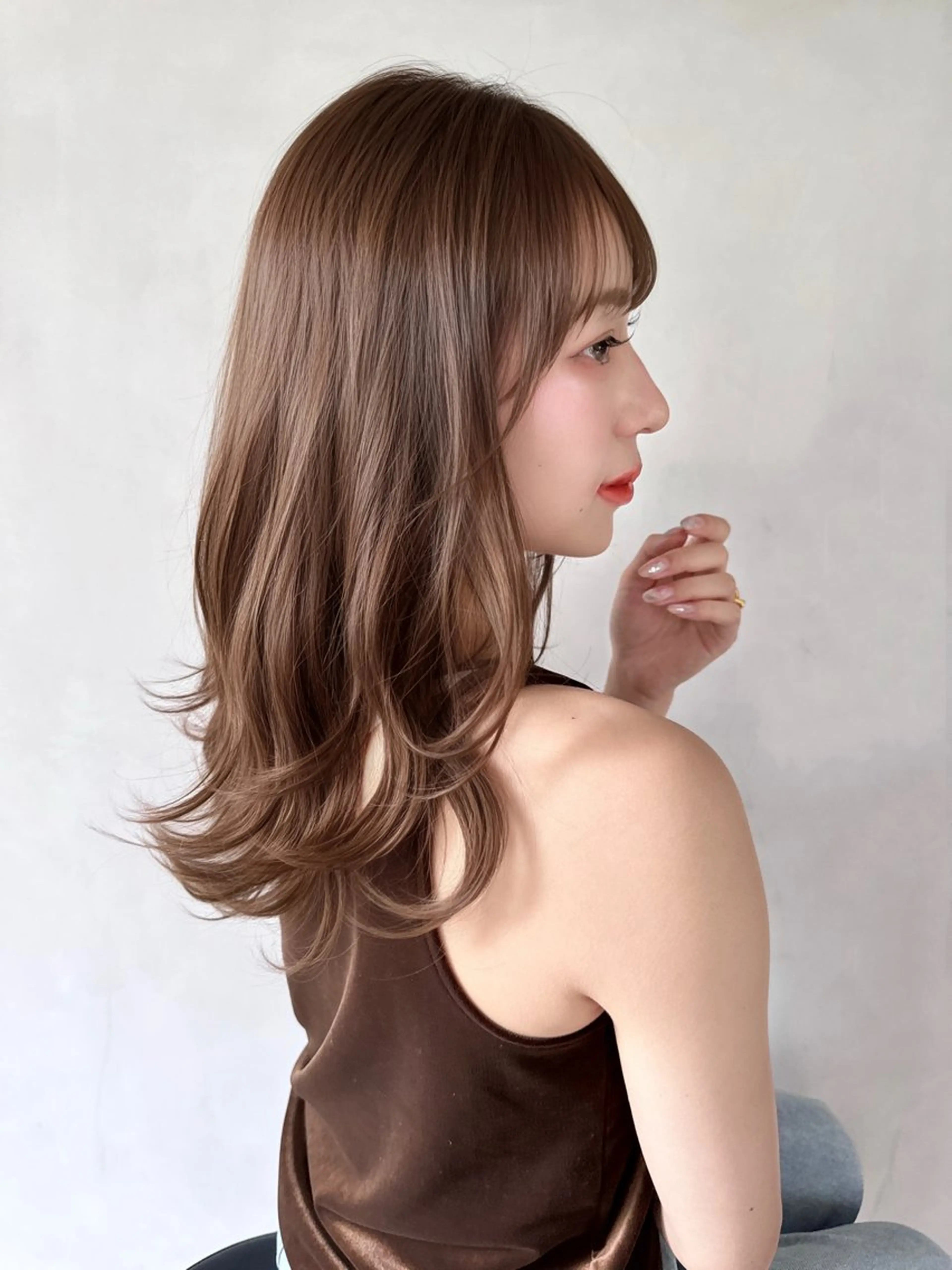 セミロング カット ヘアカラー 縮毛矯正 トリートメント SALOWIN表参道ANNEX店所属・表参道🪞垢抜けヘア 🤍mizukiのヘアスタイル