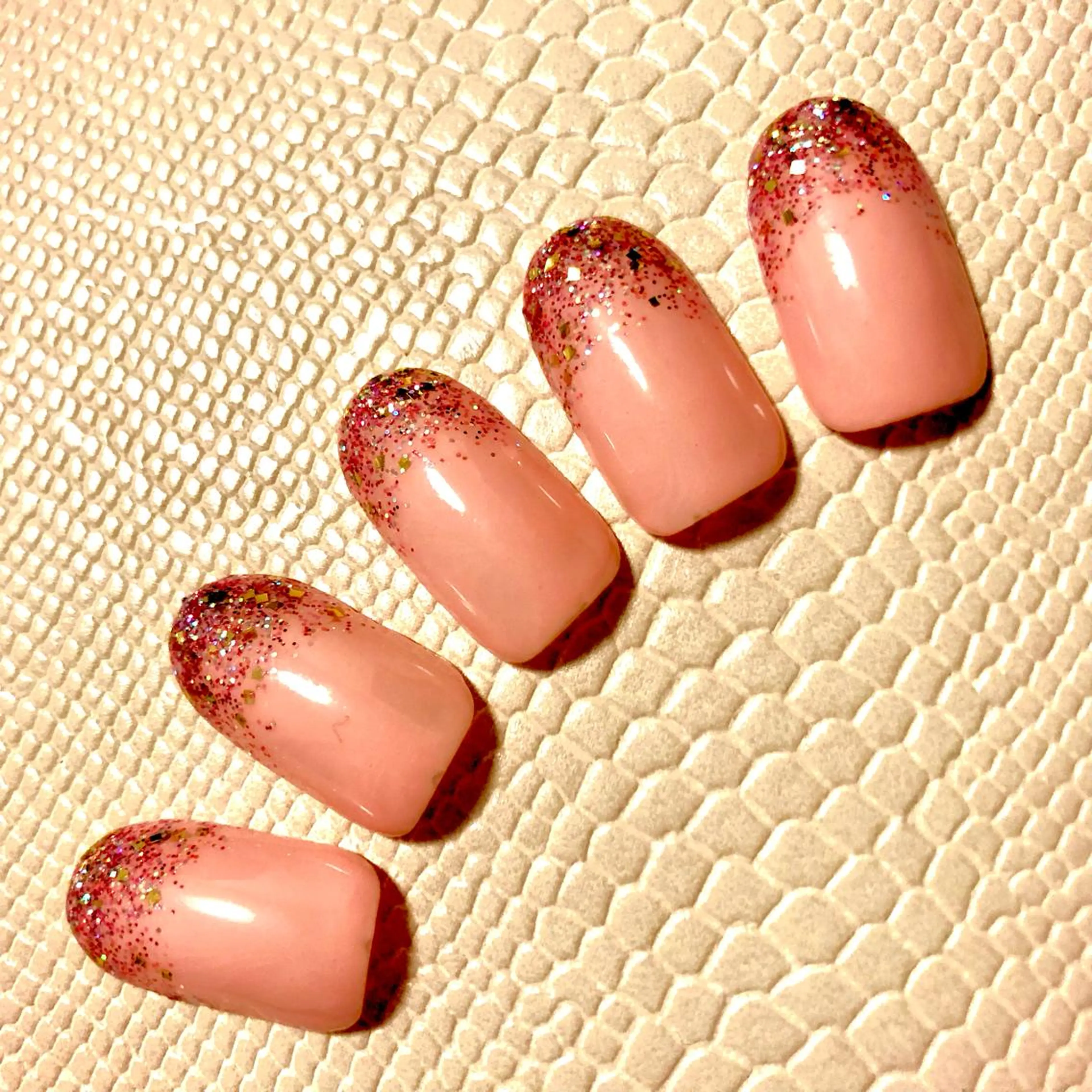 ネイル グラデーション ラメ(グリッター) ラメグラデーション ハンドネイル ごとう れいこのネイルデザイン