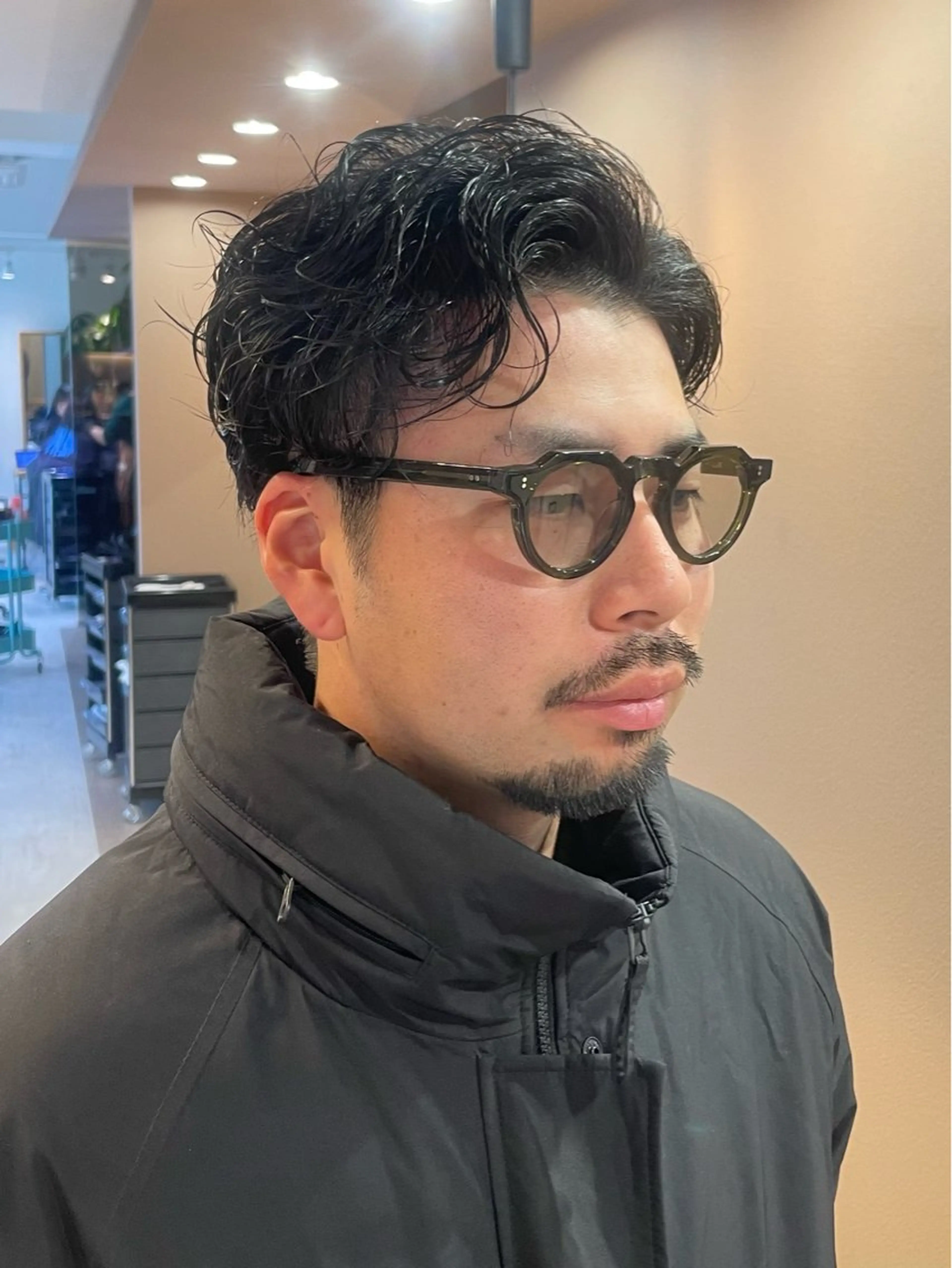 ショート パーマ 暖色/ブリーチ/メン ズパーマ/ﾐﾜﾁｶｺのヘアスタイル