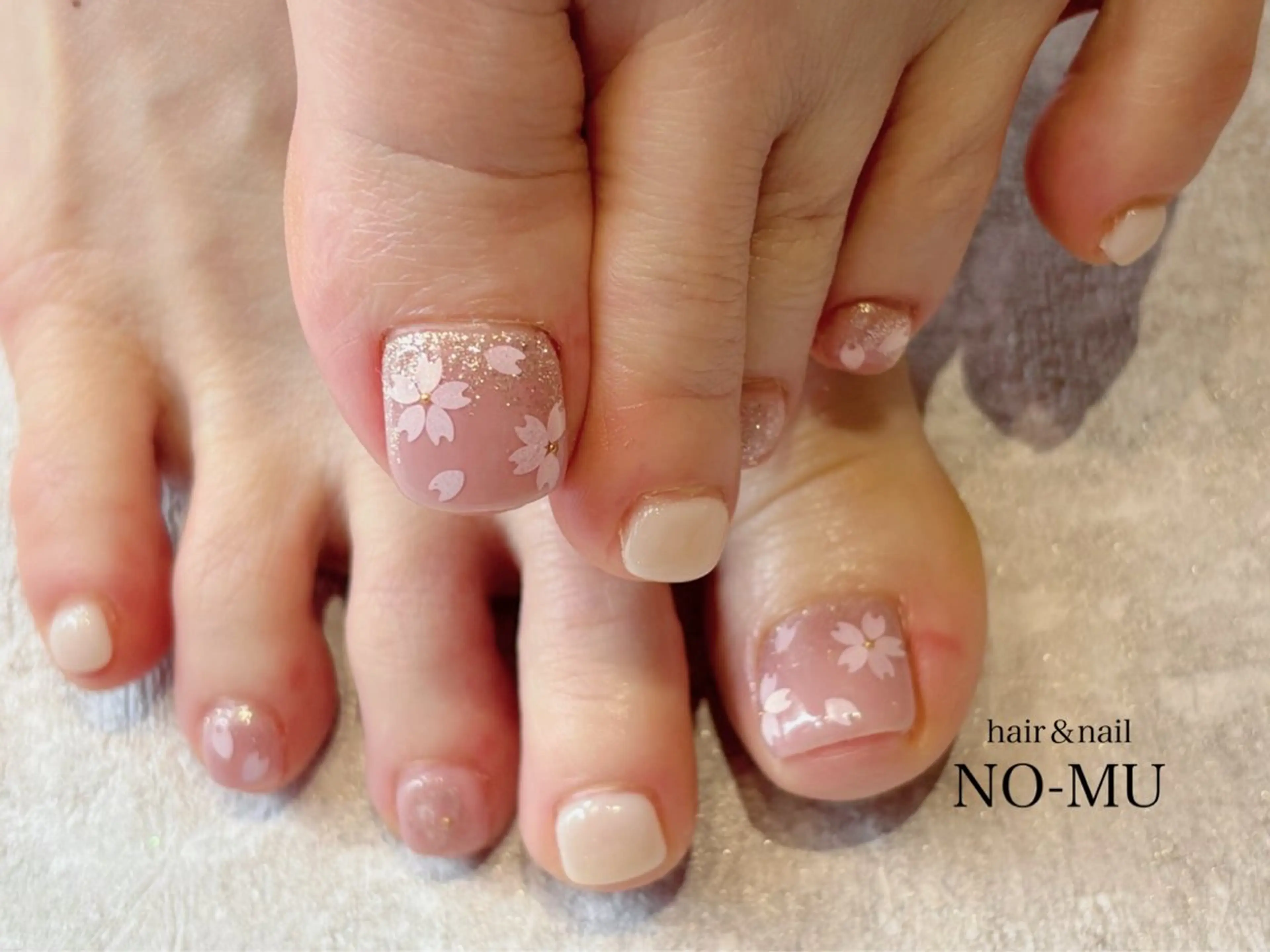 ネイル フットネイル hair＆nail NO-MU所属・hair＆nail NO-MUのネイルデザイン