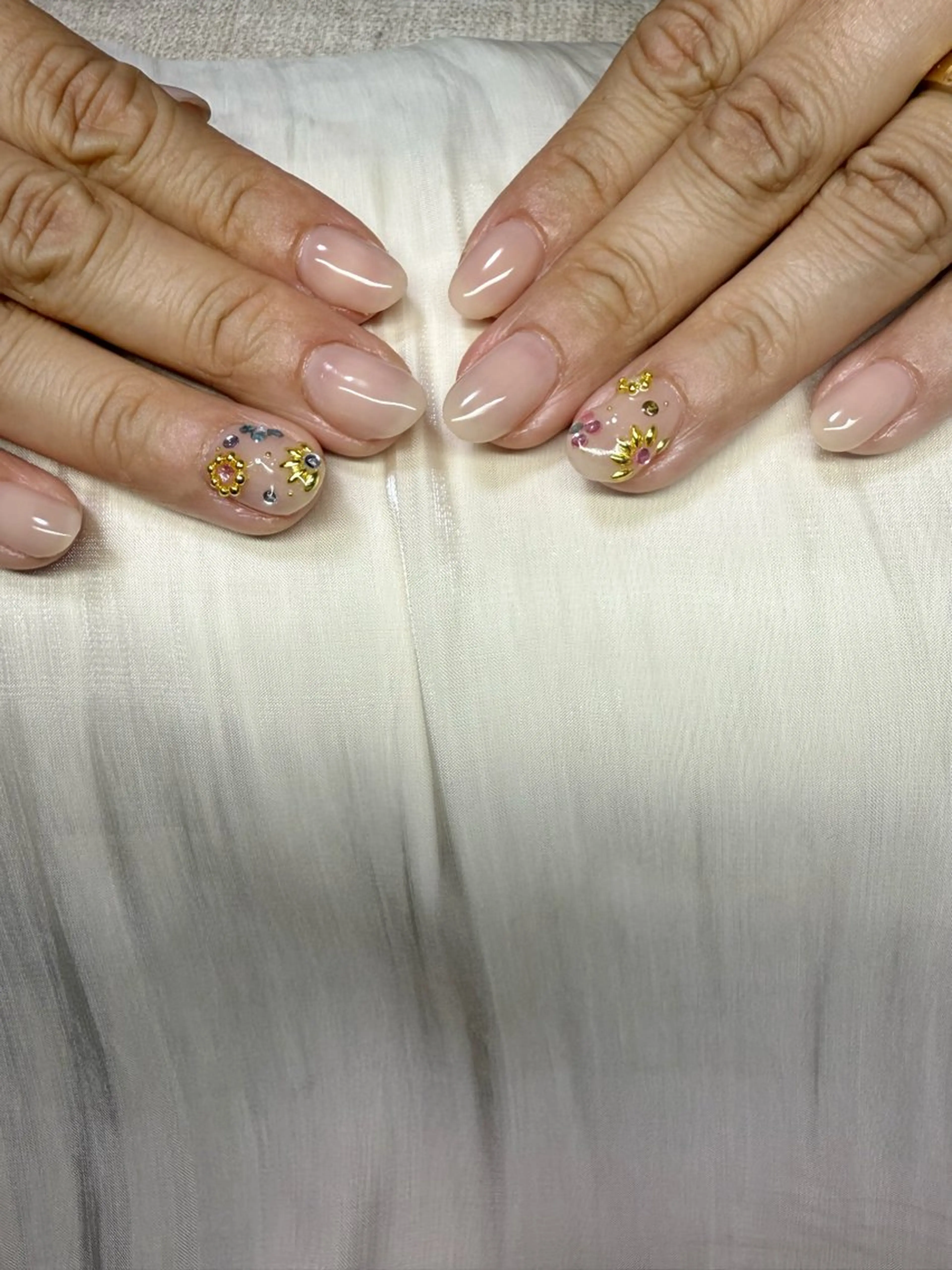 ネイル EE.Nail所属・FuFu.Nail 2️⃣番のネイルデザイン