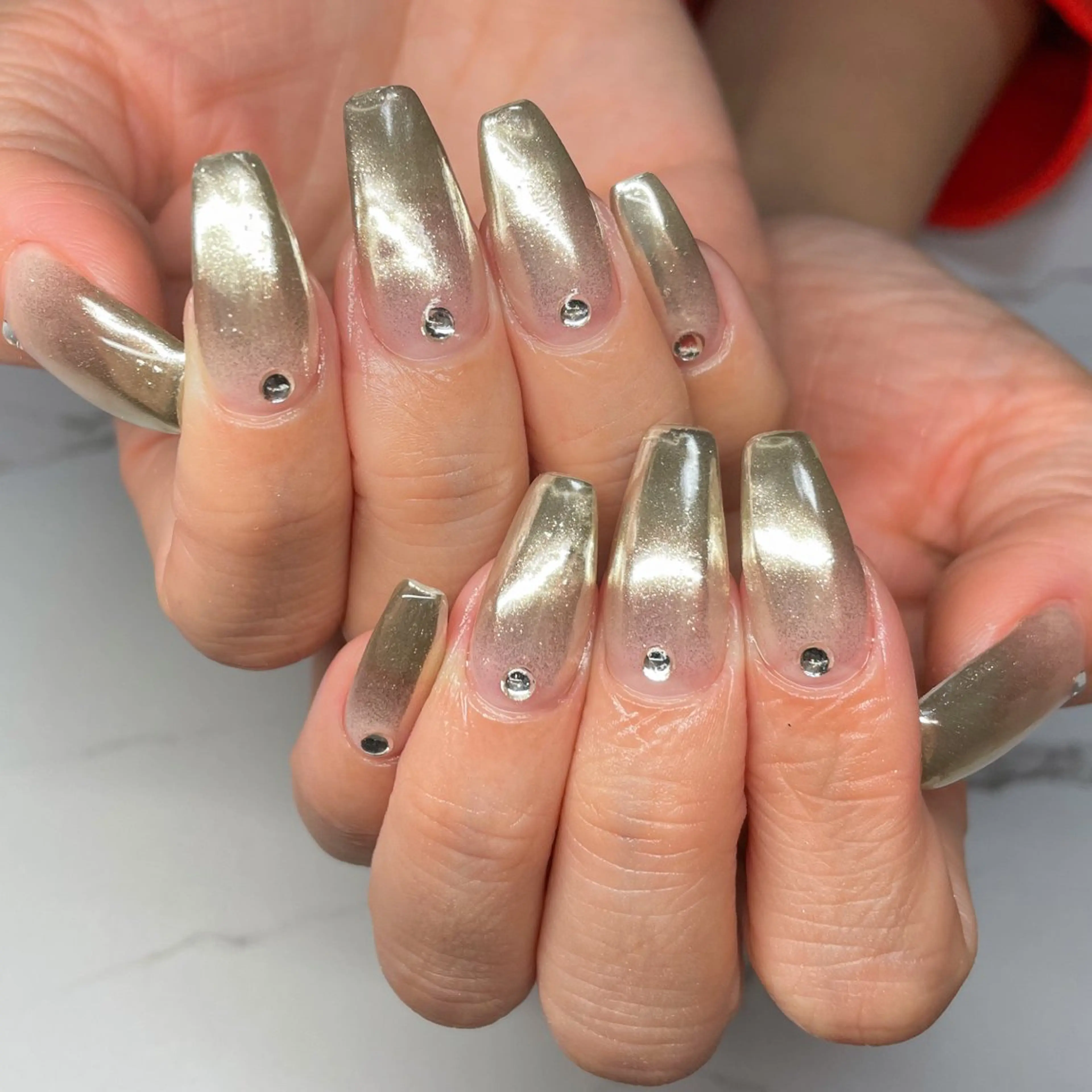 ネイル アートネイル ロングネイル ミラーネイル 持ち込み 春ネイル Nail salon Amicalのネイルデザイン