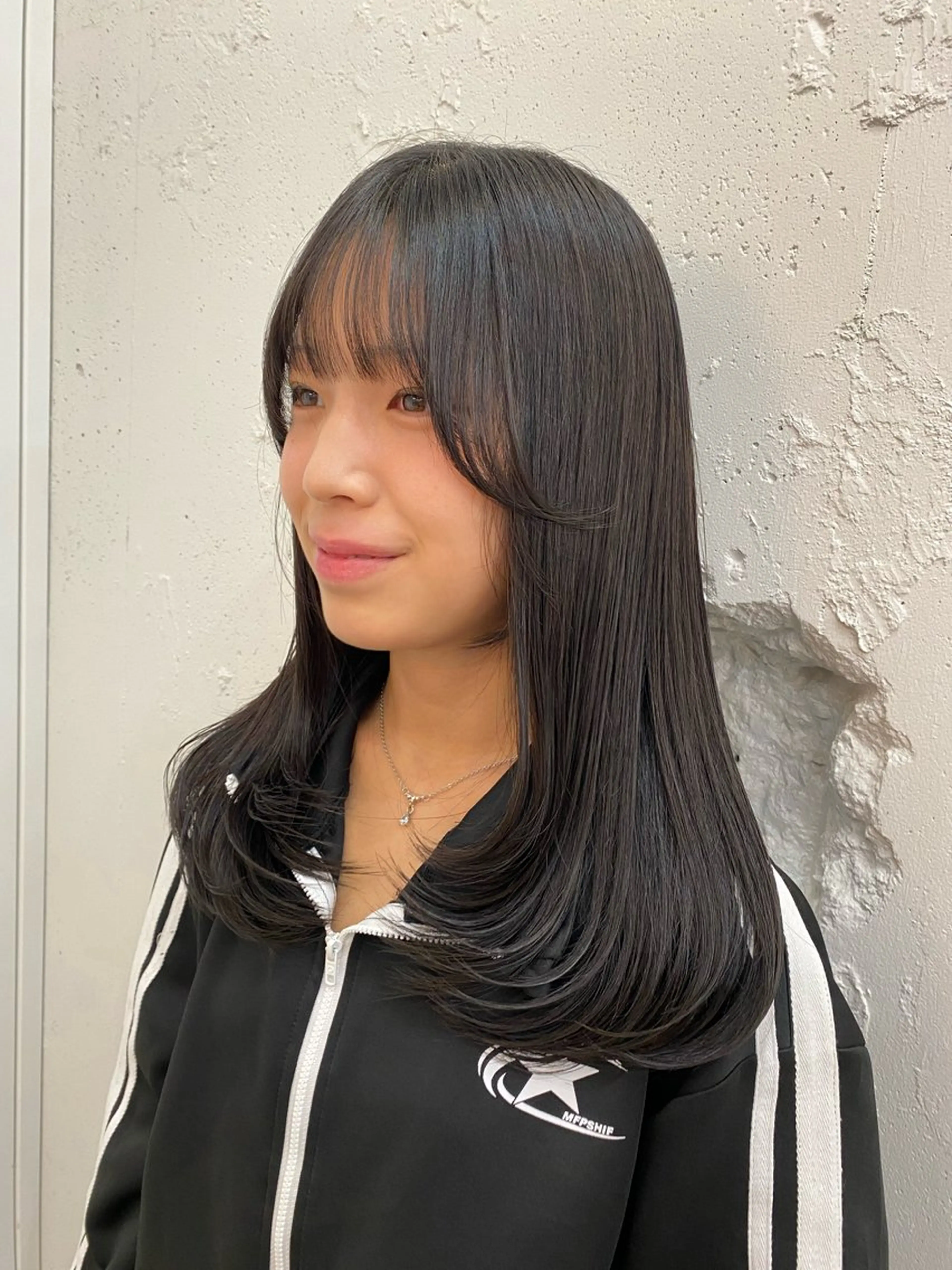 ロング レイヤーカット ROMMY所属・似合わせヘア 💇🏻‍♀/マリアのヘアスタイル