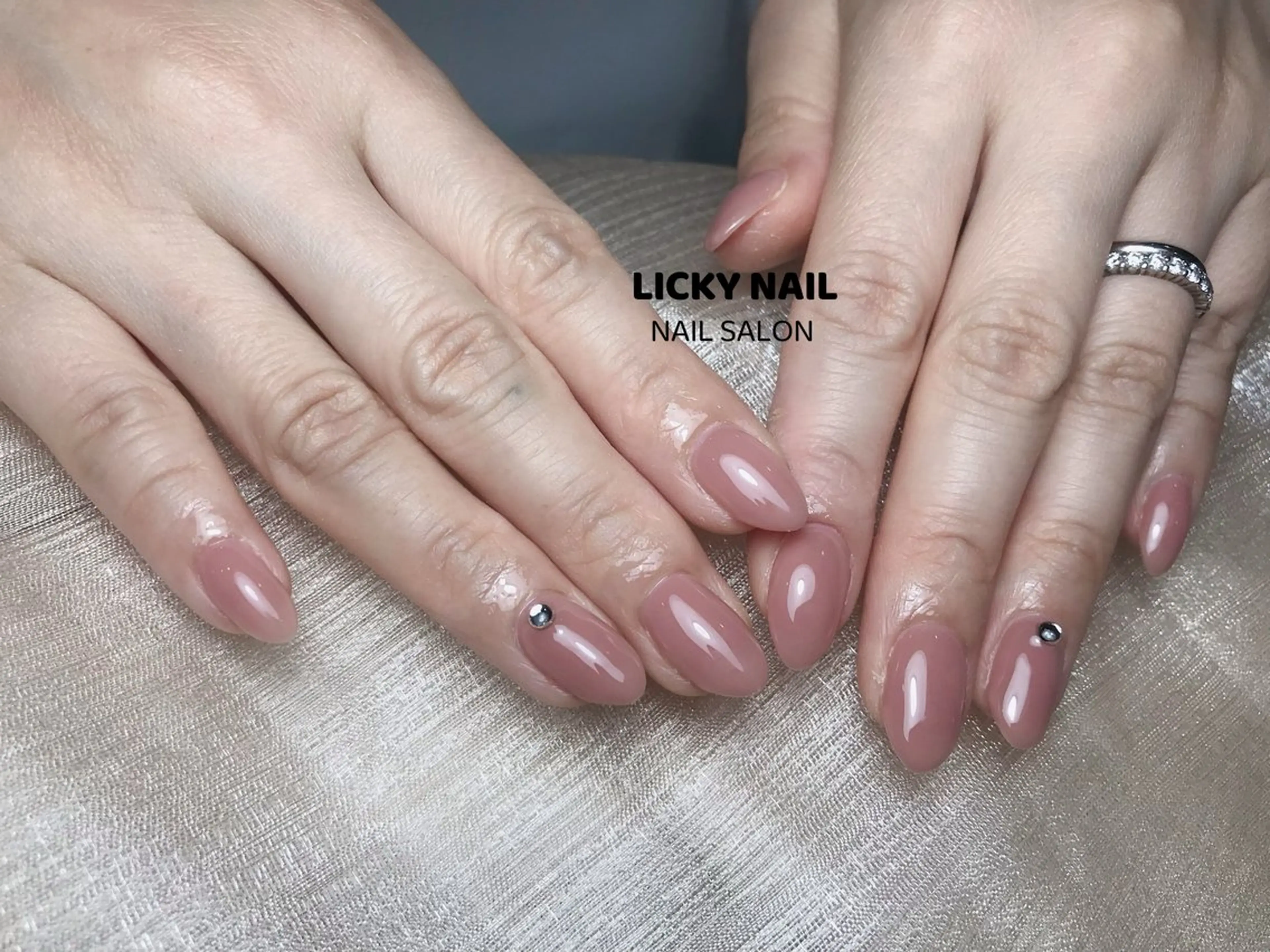 ネイル LUCKY NAILのネイルデザイン