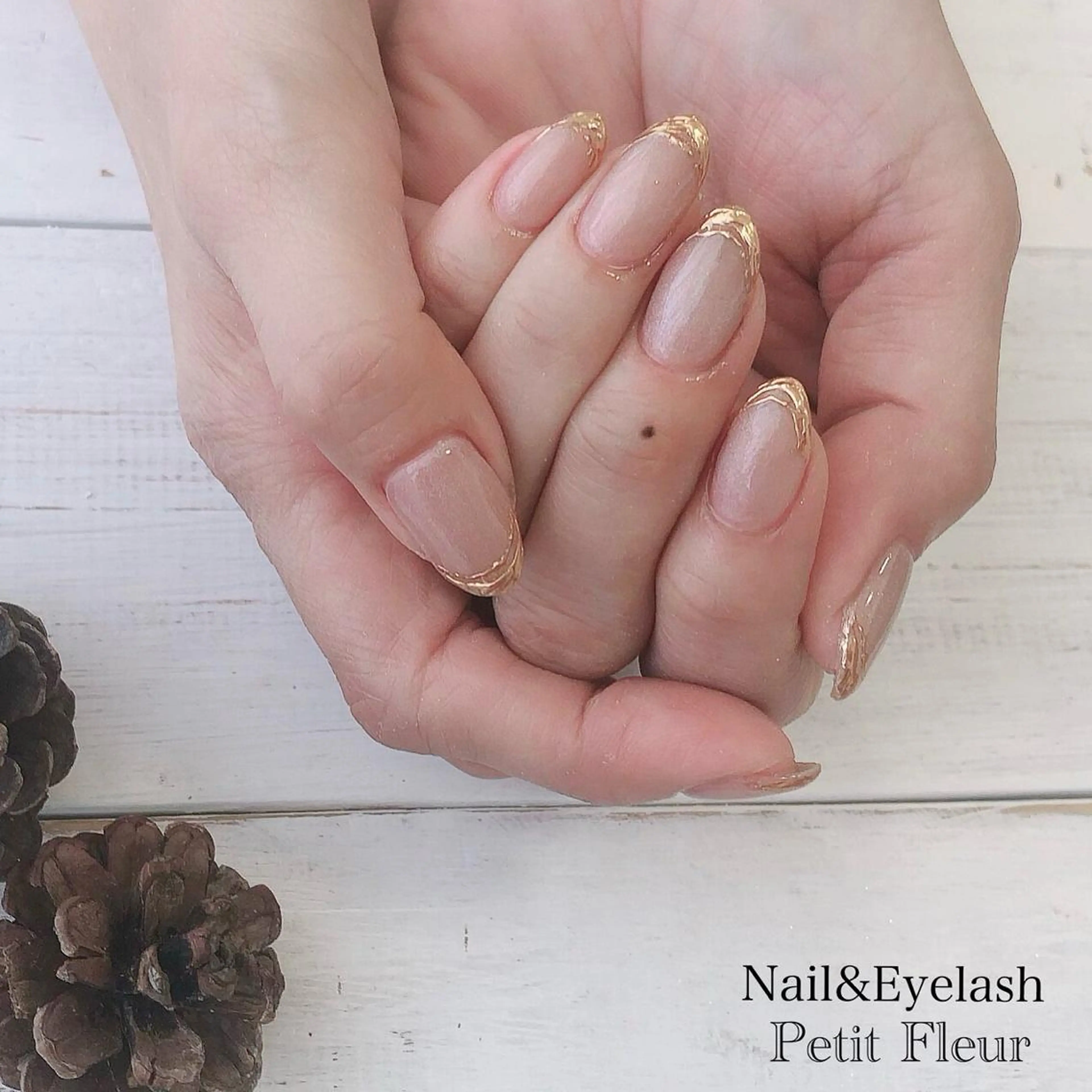 ネイル Petit Fleur所属・青柳 亜梨奈のマツエク・マツパデザイン