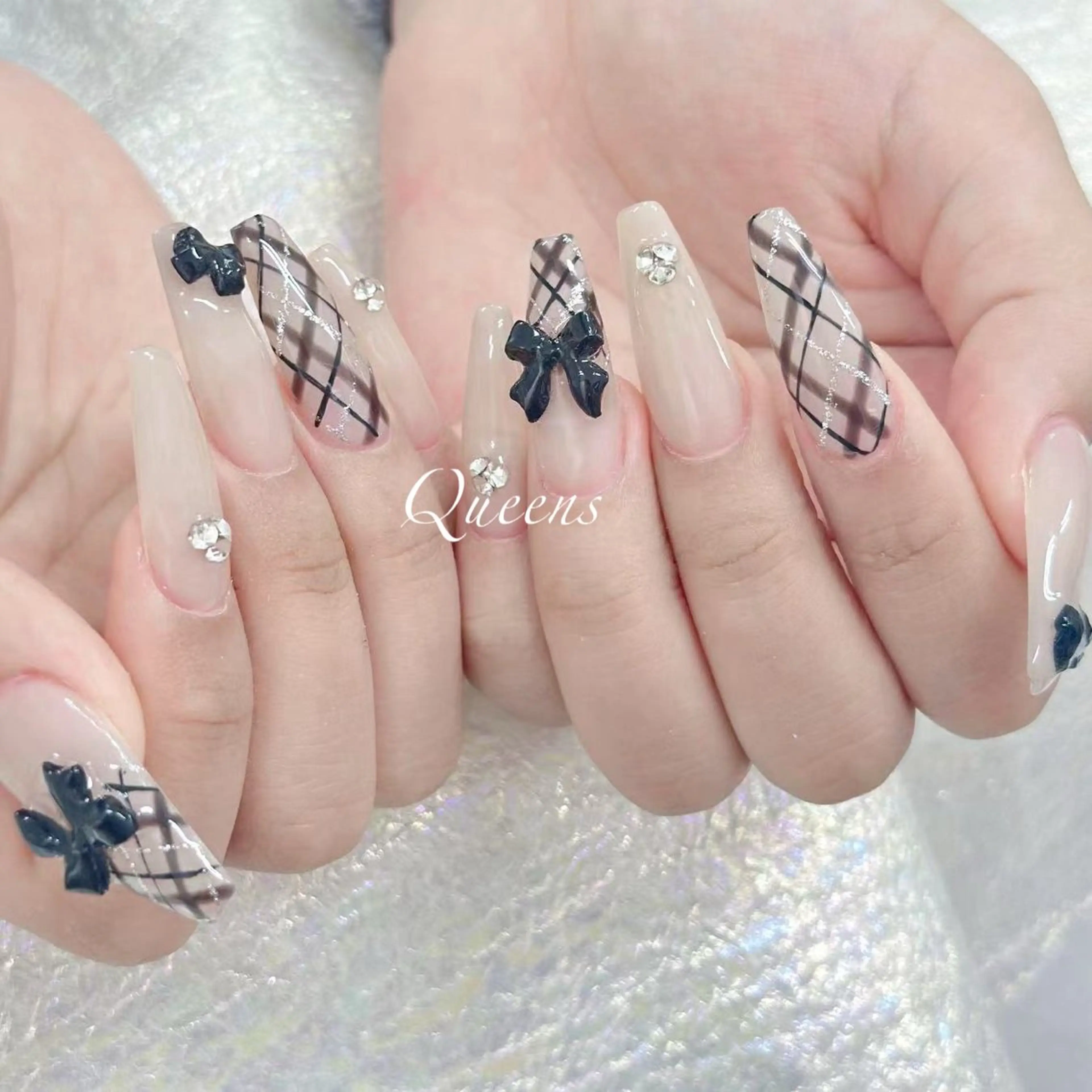 ネイル ハンドネイル Queens マオのネイルデザイン