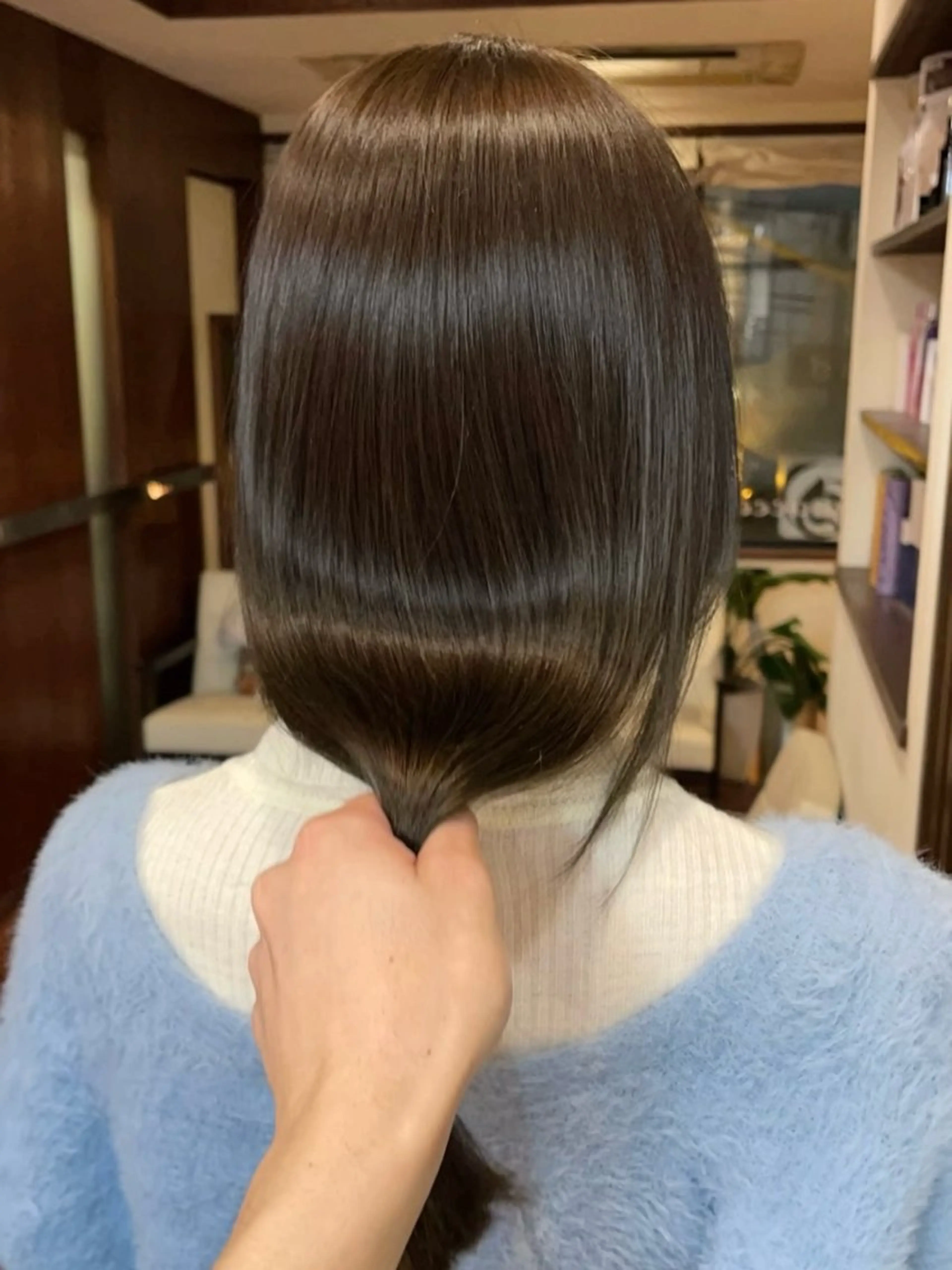セミロング カラー オリーブグレー 髪質改善 カット ヘアカラー トリートメント 髪質改善ｶﾗｰ ｹｱﾌﾞﾘｰﾁ/ﾀﾑのヘアスタイル