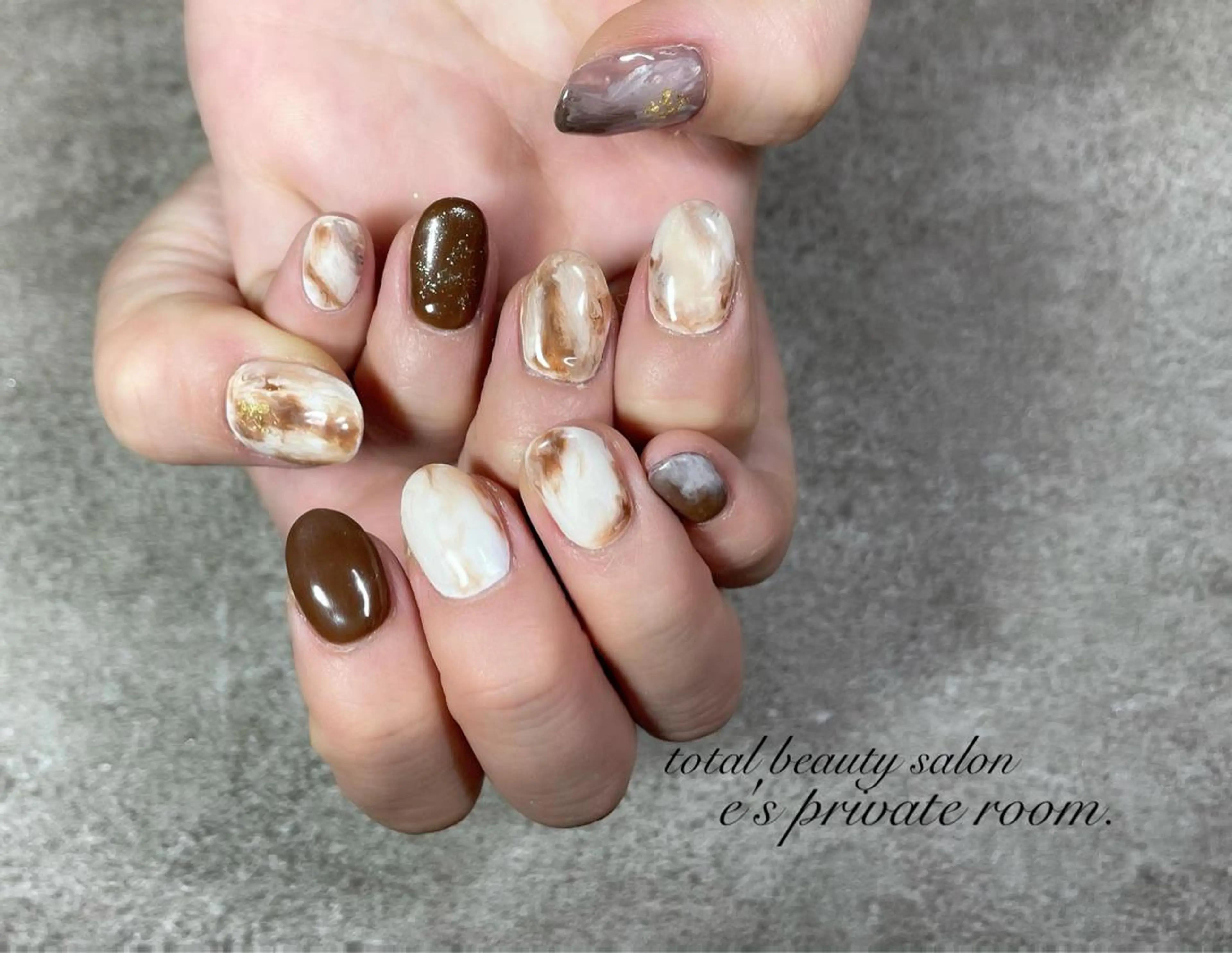 ネイル LAVISH nail salonのネイルデザイン