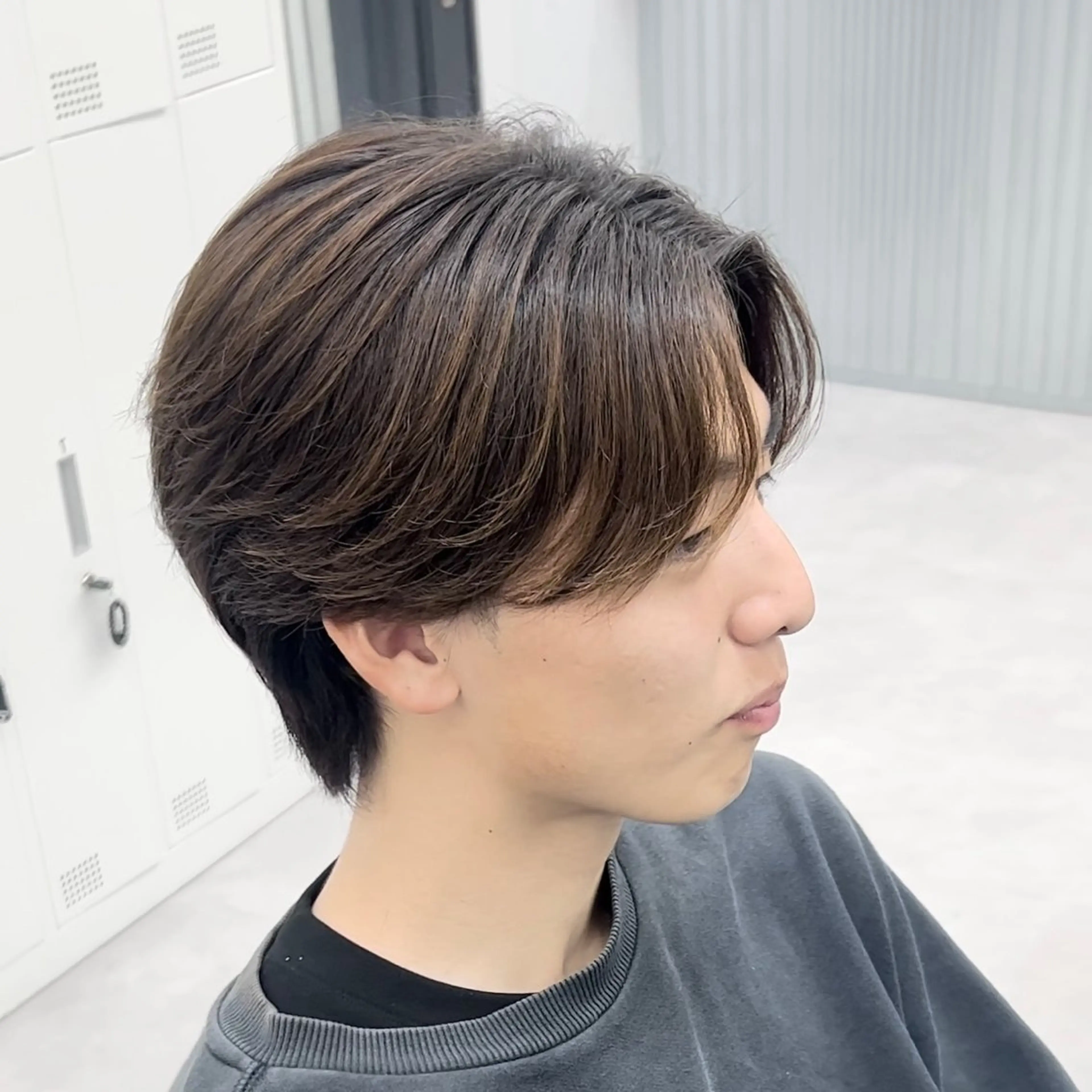 ミディアム パーマ メンズ 曲がる縮毛矯正 LIBER 　岩名のヘアスタイル