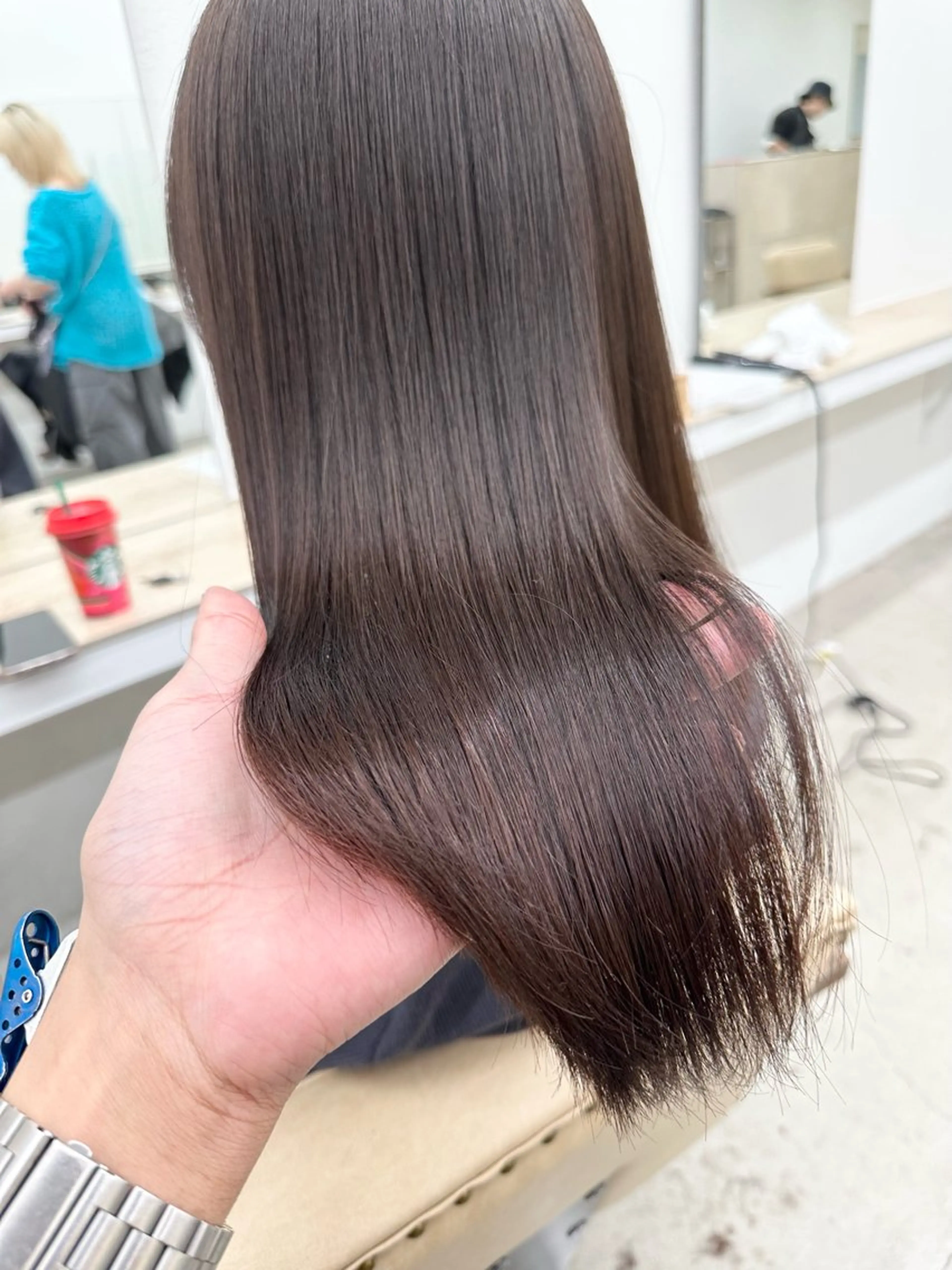 ミディアム 🌈ディレクター🌈 徳松優希のヘアスタイル