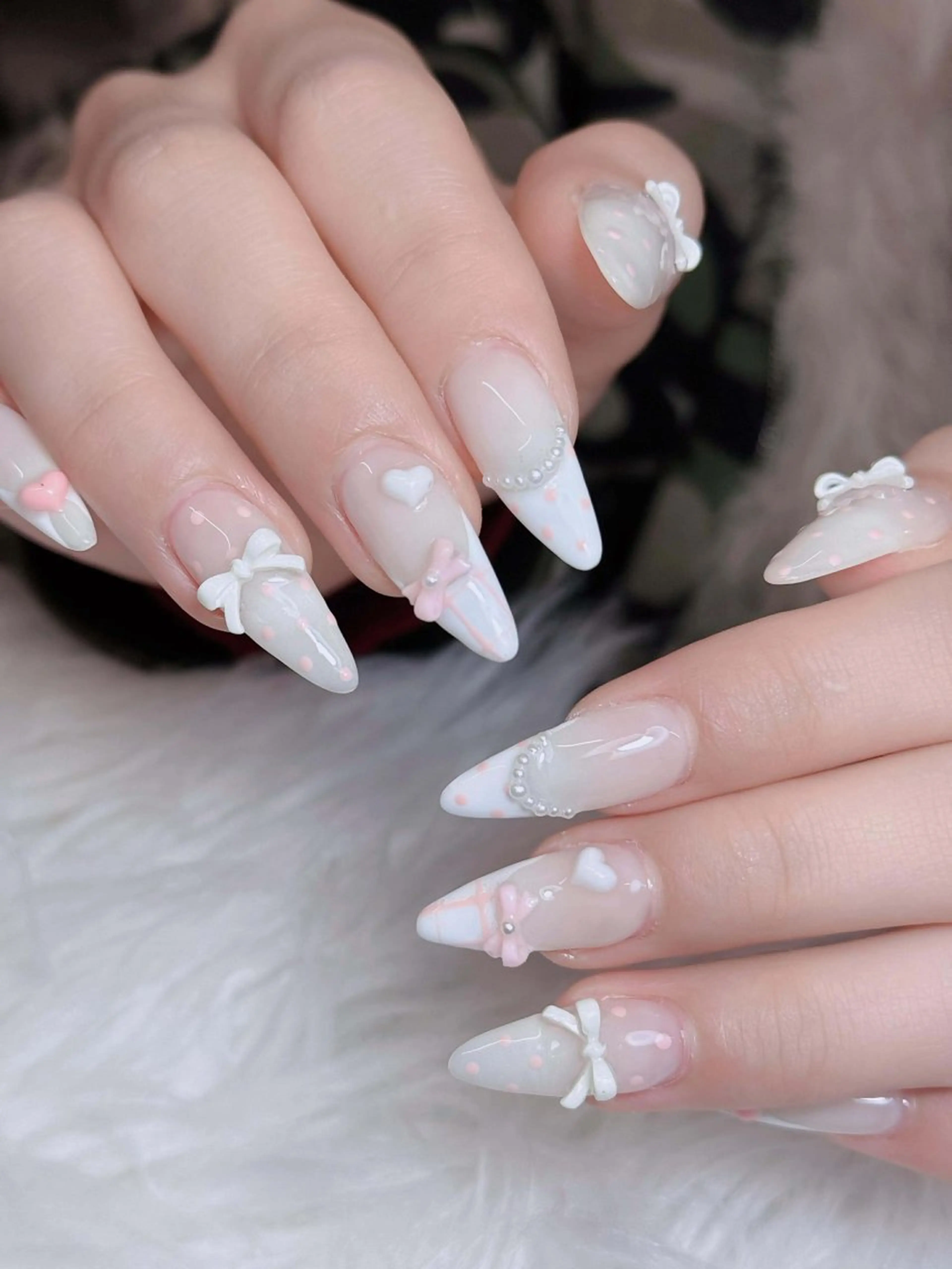 ネイル オーロラネイル チークネイル フットネイル フレンチネイル 韓国ネイル ハンドネイル Lumi Nailのネイルデザイン