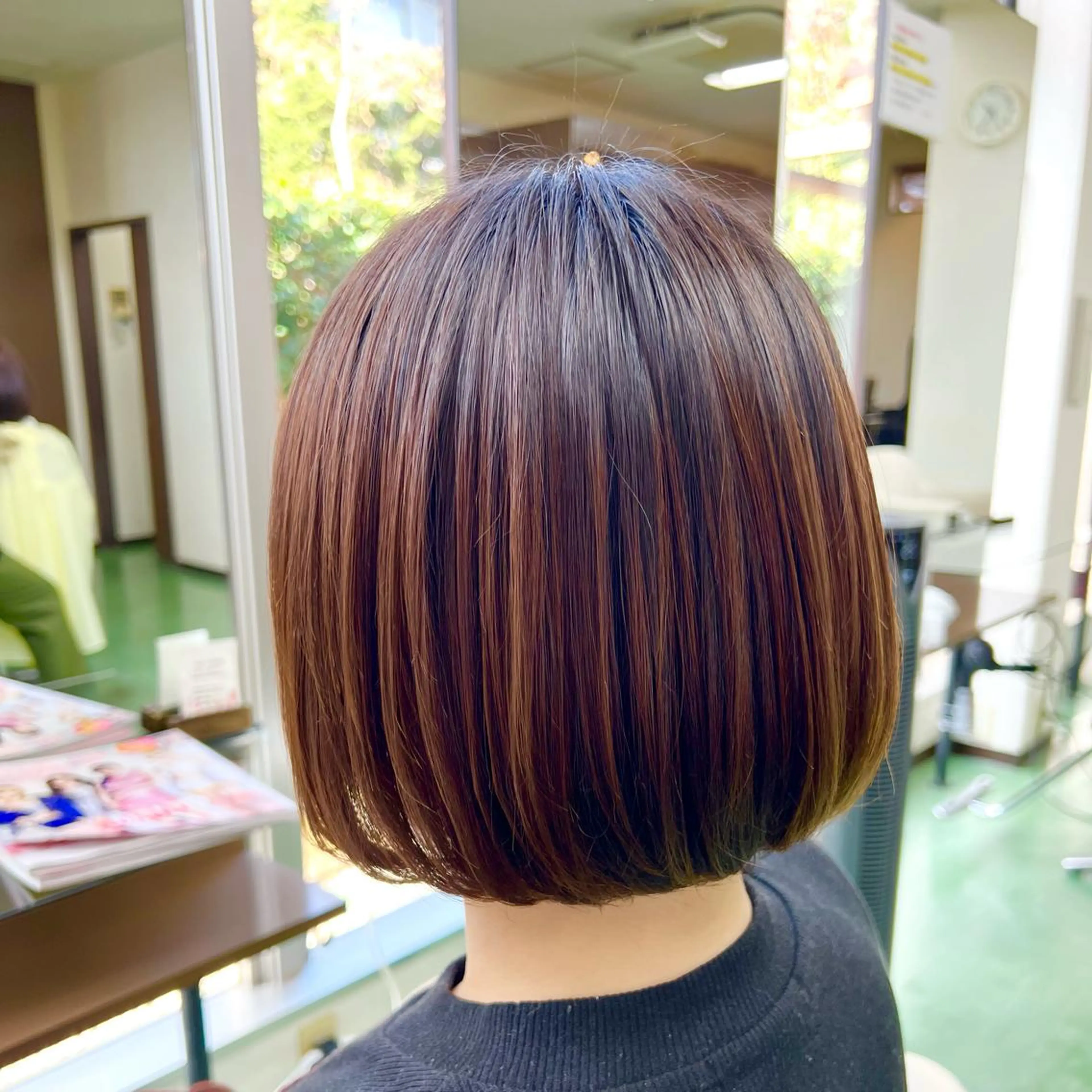 ミディアム カラー ブラウンカラー カット ヘアカラー 甲田 豪徳のヘアスタイル