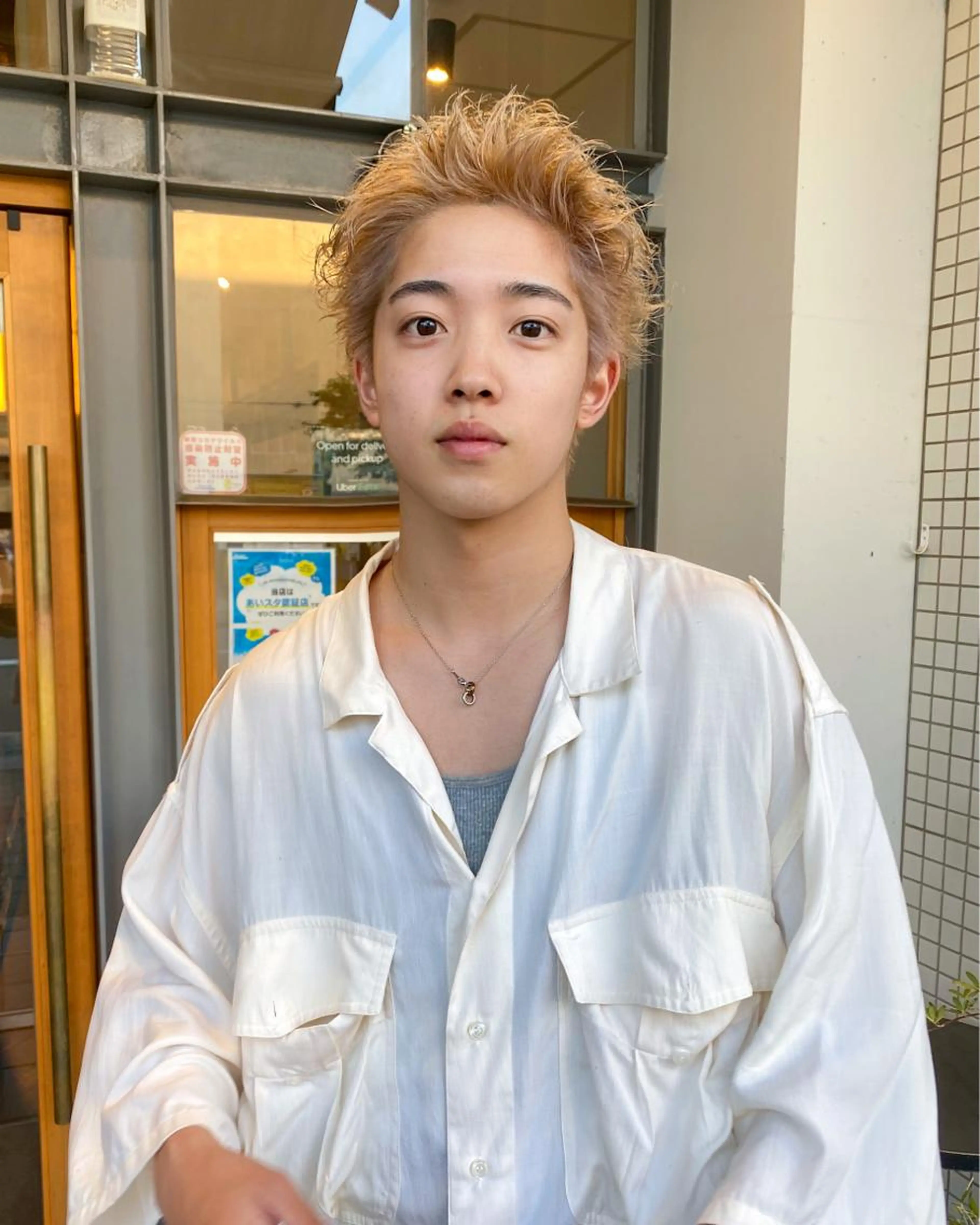 【ハイトーン】メンズカット+ブリーチカラー(ケアブリーチ)の写真