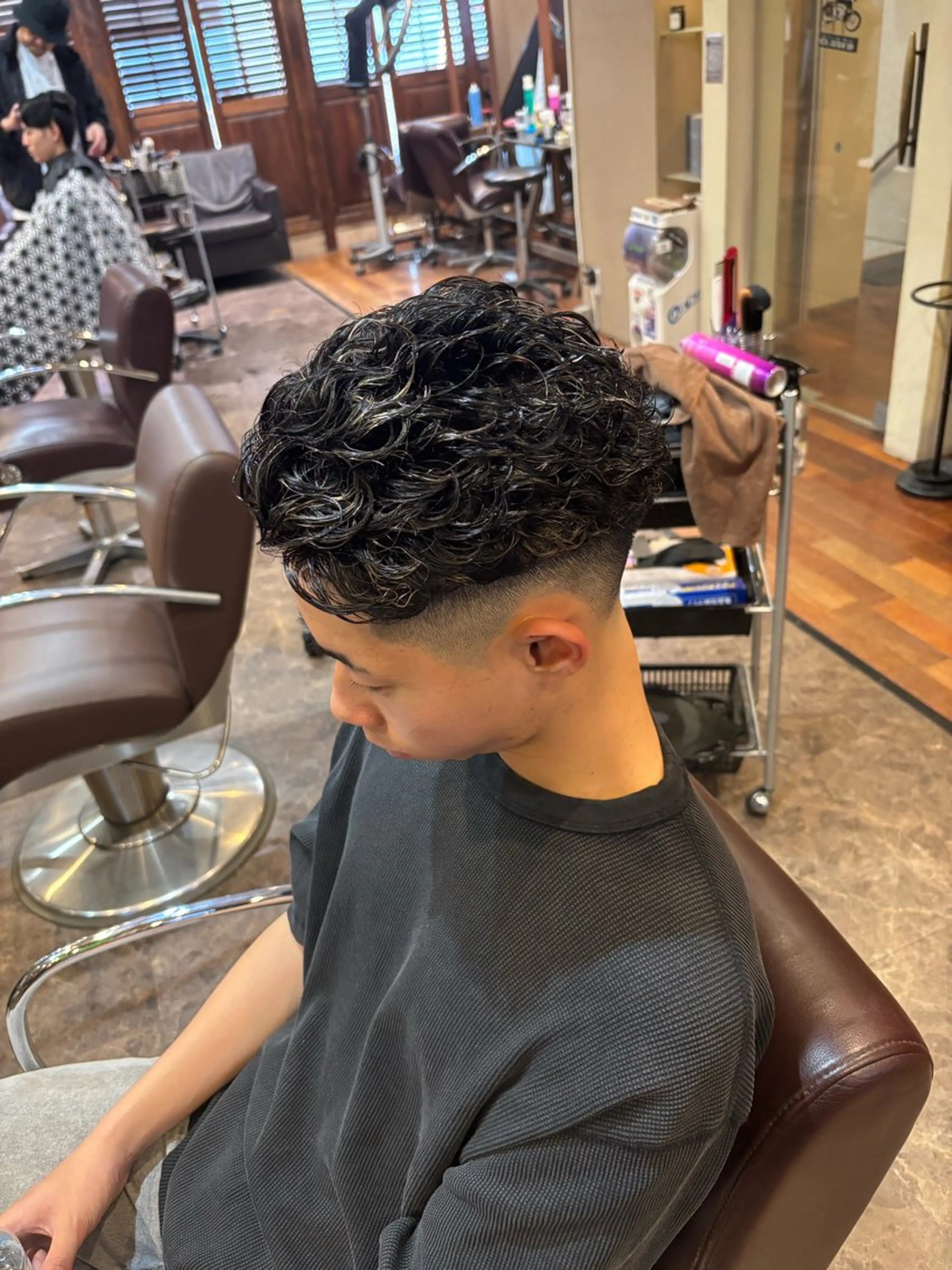 ショート パーマ メンズ オールバック メンズパーマ 💈LGC💈 SANAのヘアスタイル