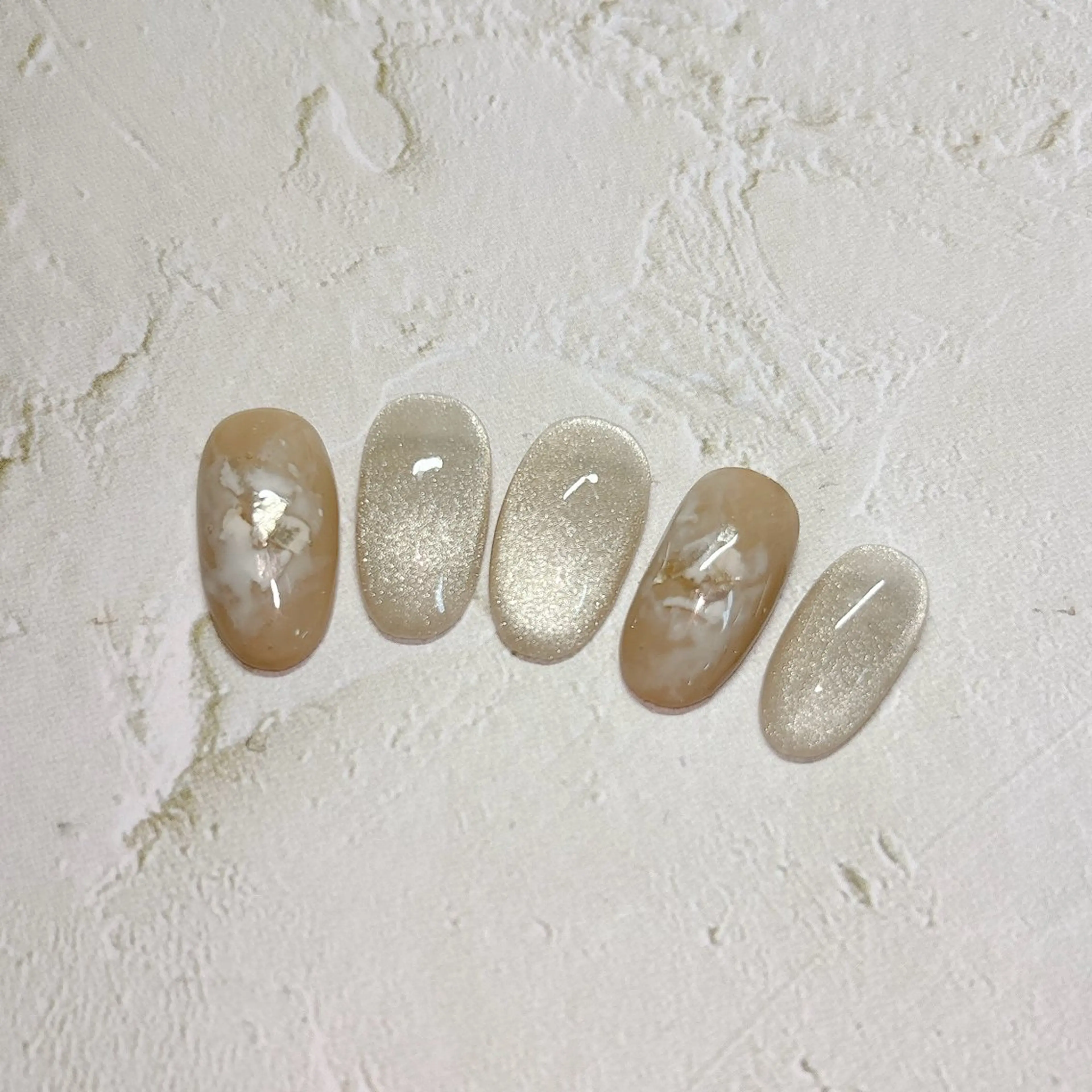 ネイル ハンドネイル アネラ もか.⋆𝜗𝜚のネイルデザイン