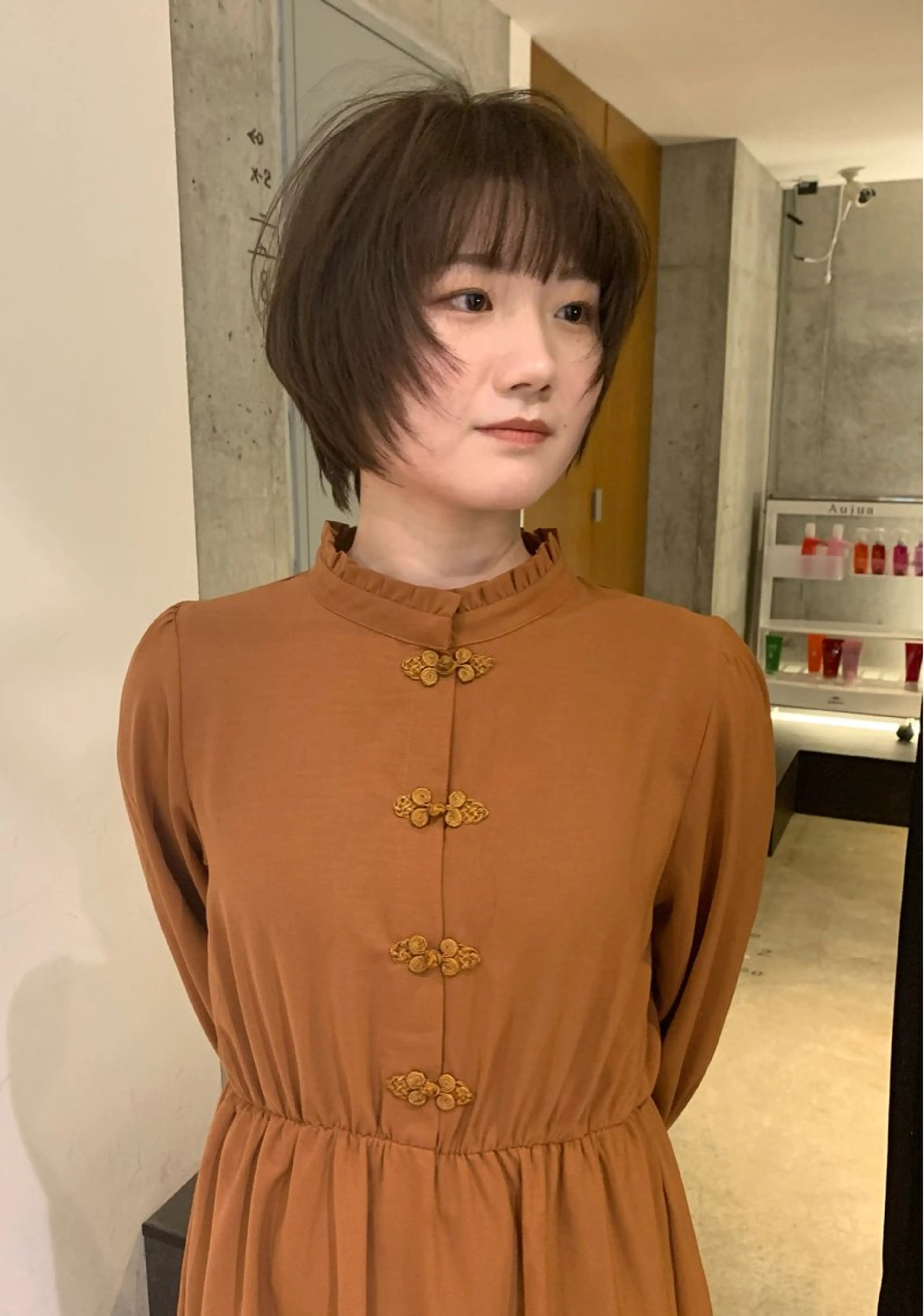 セミロング カラー ボブ　くせ毛風パーマ 艶カラー/横山大樹のヘアスタイル