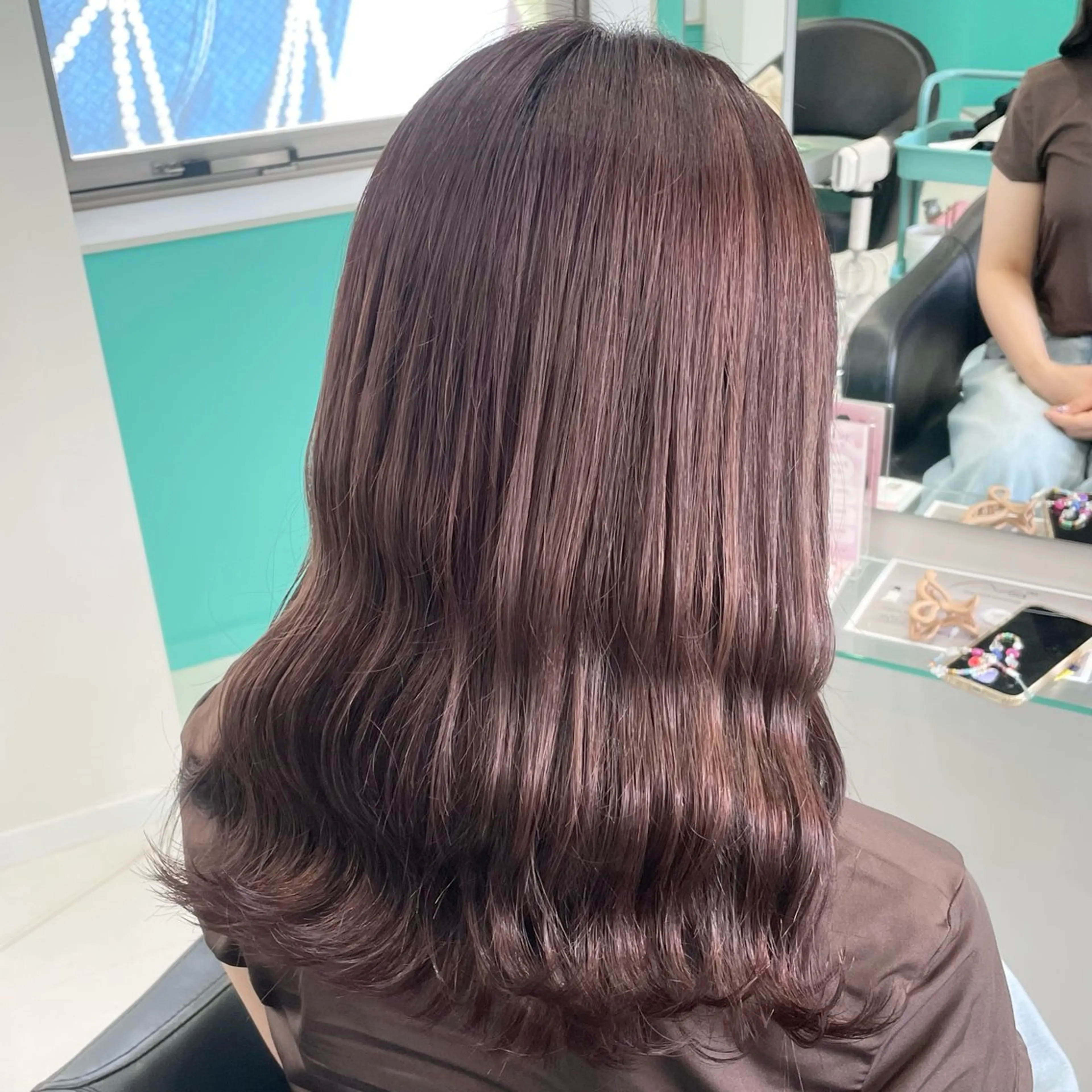 セミロング カラー ブラウンカラー ピンクカラー ピンクブラウン Natsuki‎🤍 透明感×艶カラー🫧のヘアスタイル