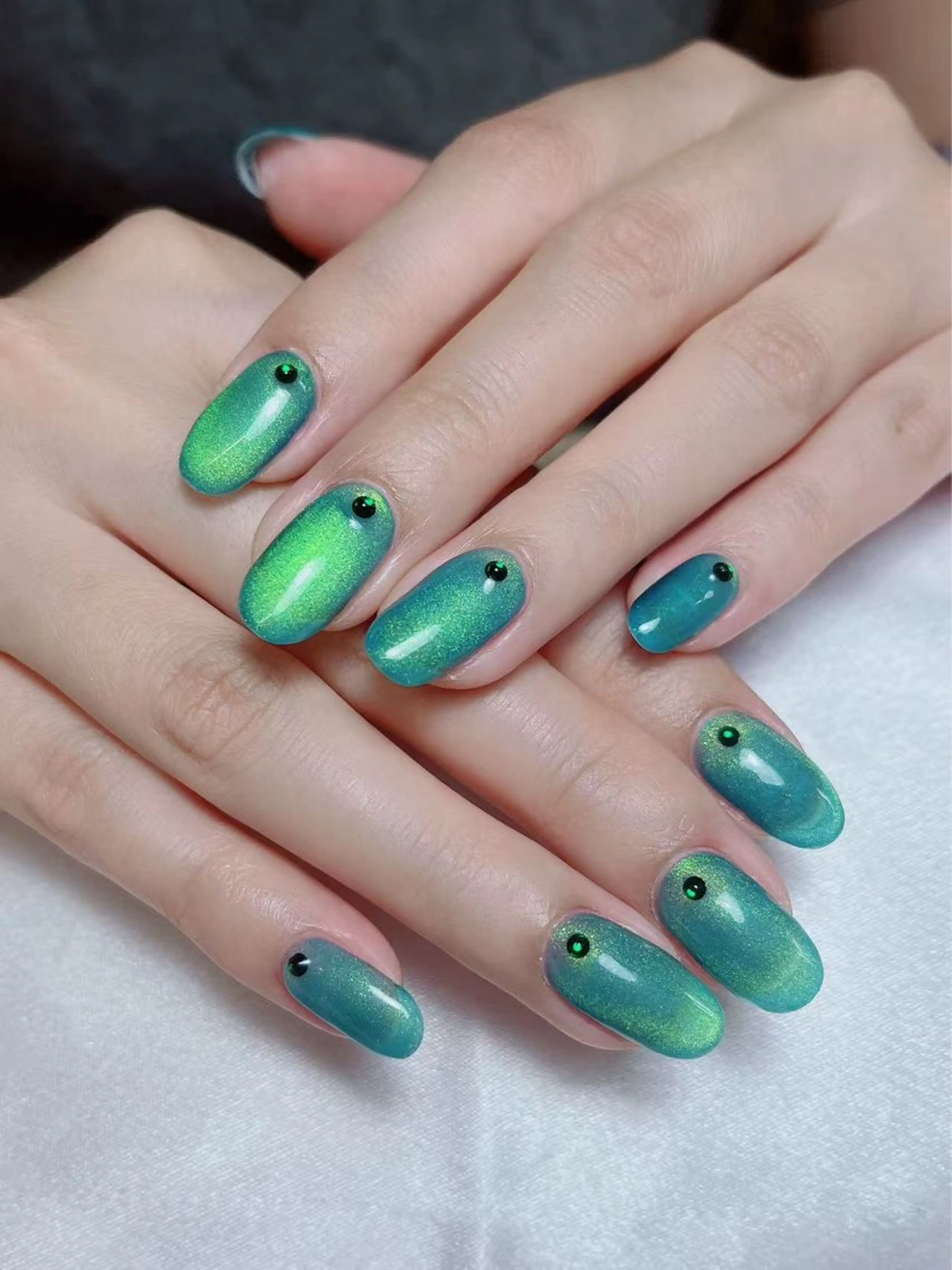 ネイル ハンドネイル ルラワンネイル エンのネイルデザイン