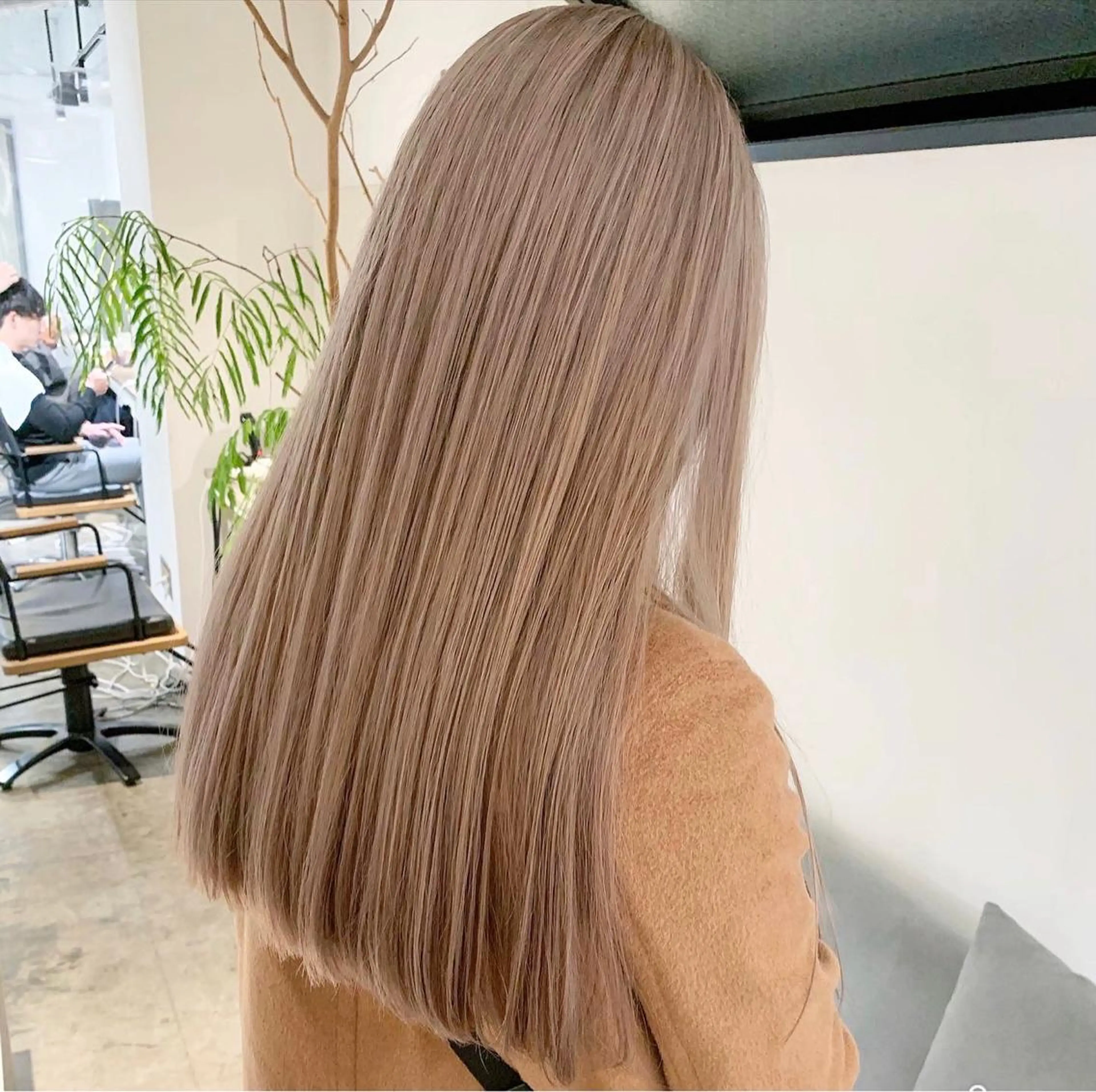 ミディアム カラー ヘアカラー トリートメント ヘアセット ✨艶ブリーチカラー ✨四ノ宮裕己のヘアスタイル