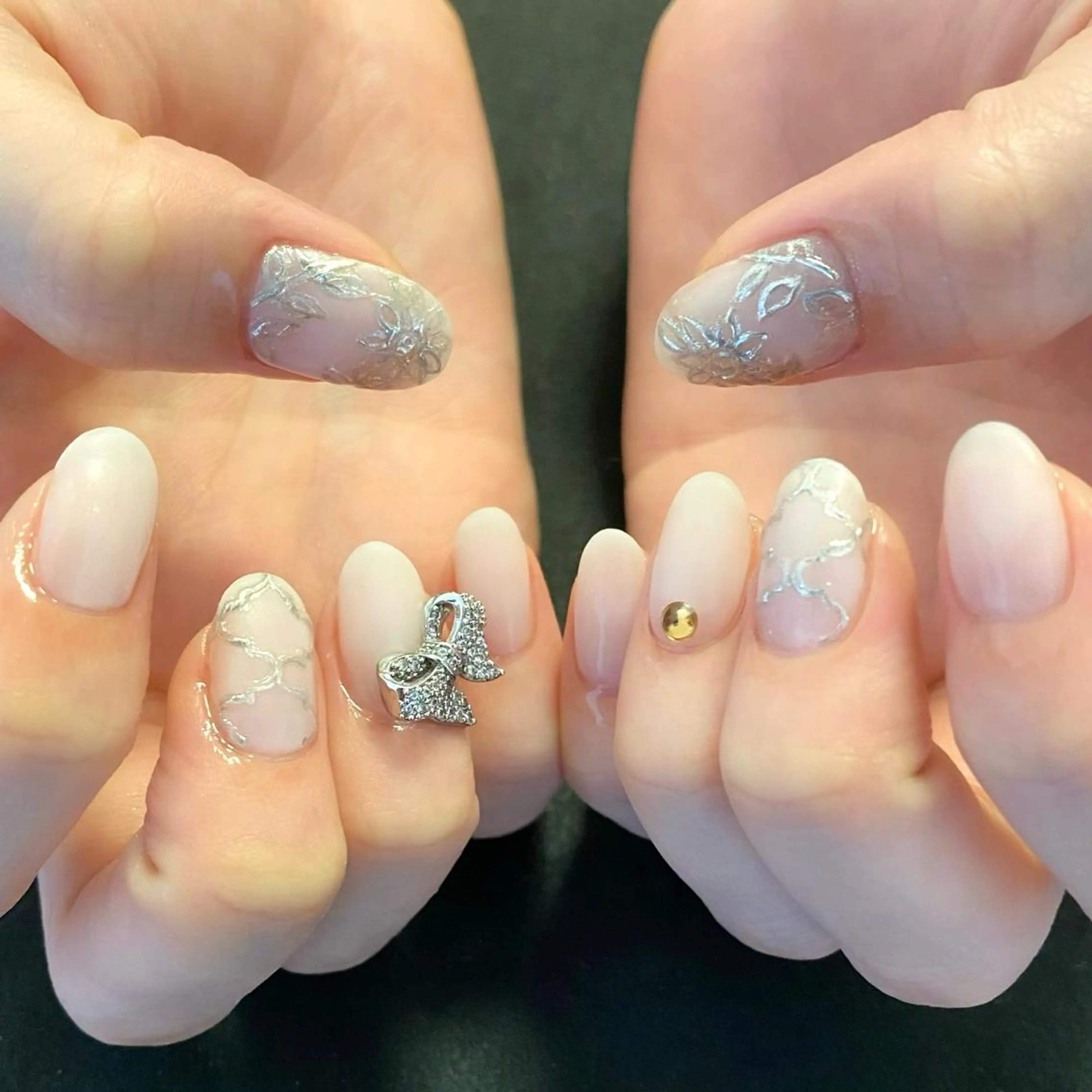ネイル 持ち込み リボン nail*157 .のネイルデザイン