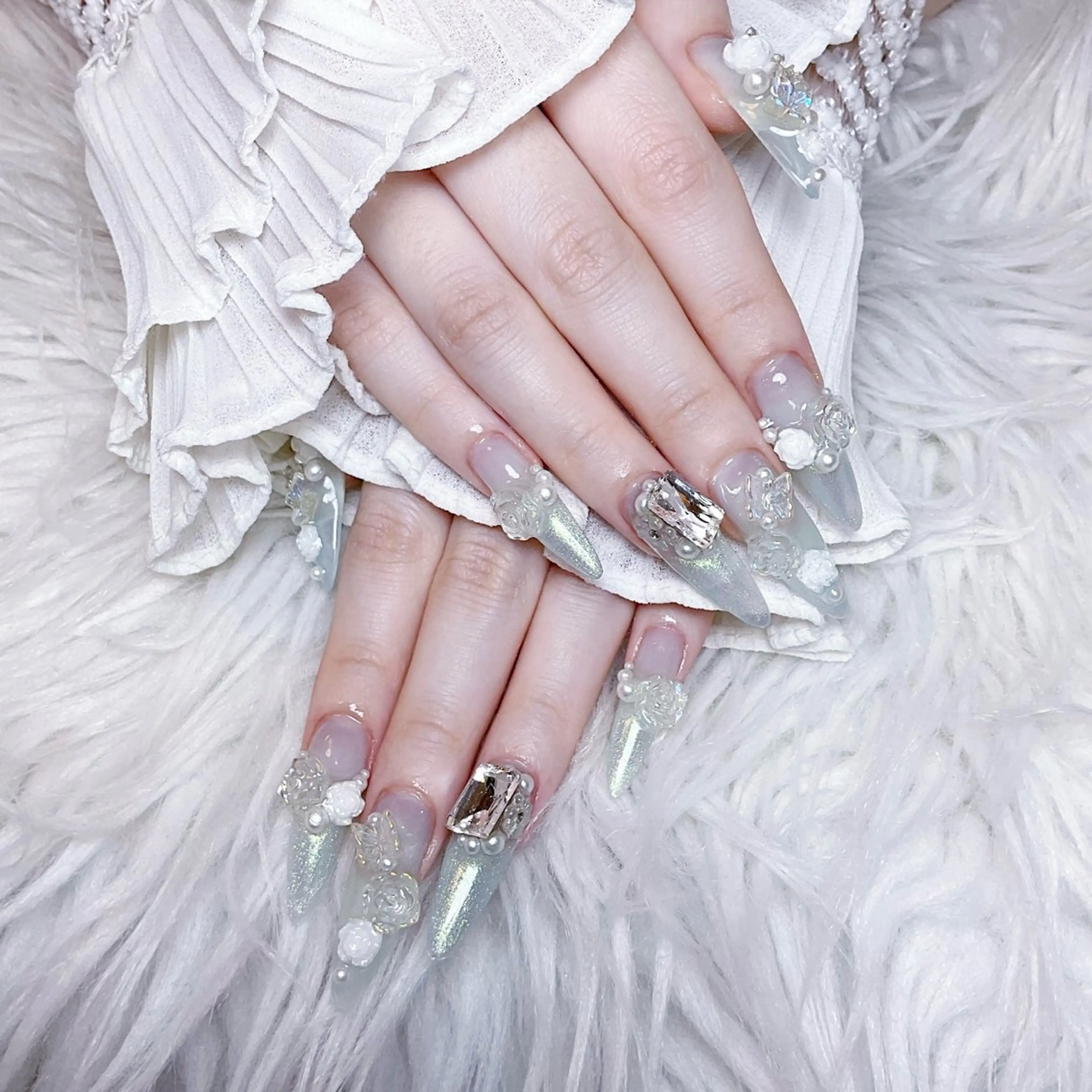 ネイル ハンドネイル 🌈Yun nail hyejin💋のネイルデザイン