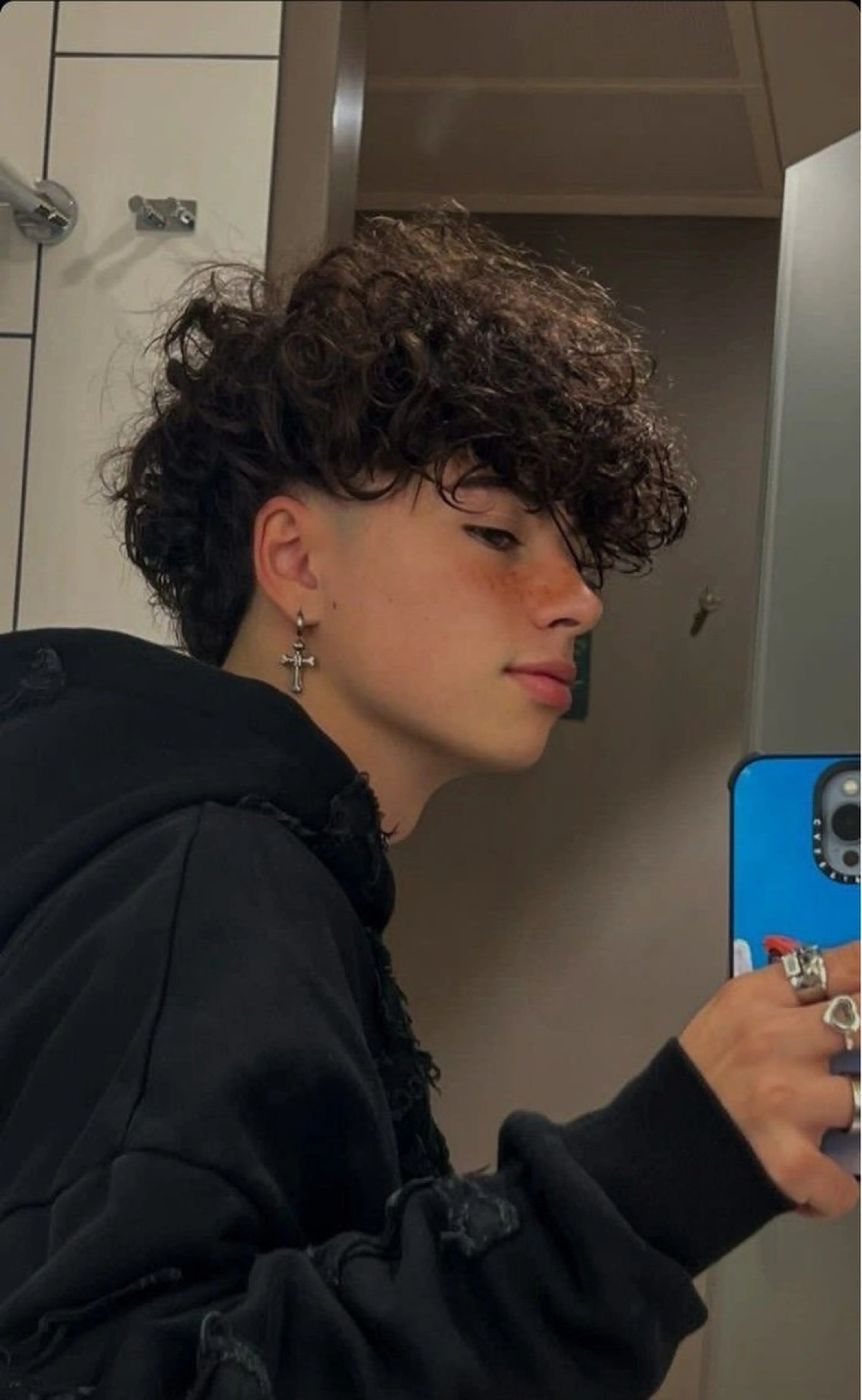 ミディアム パーマ メンズ 新宿メンズパーマ ヨモギダのヘアスタイル