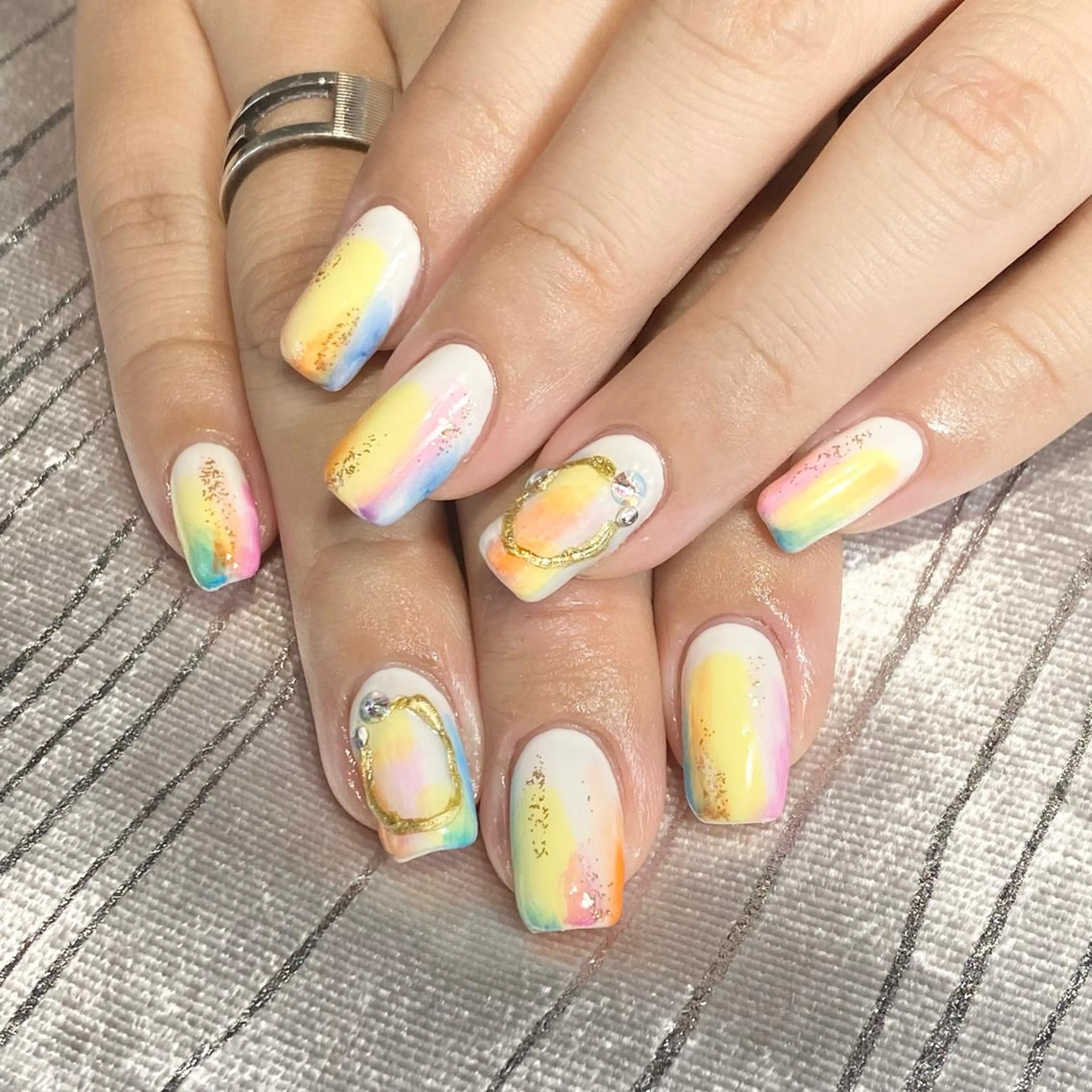 ネイル Flore (フロール)の眉毛・アイブロウイメージ