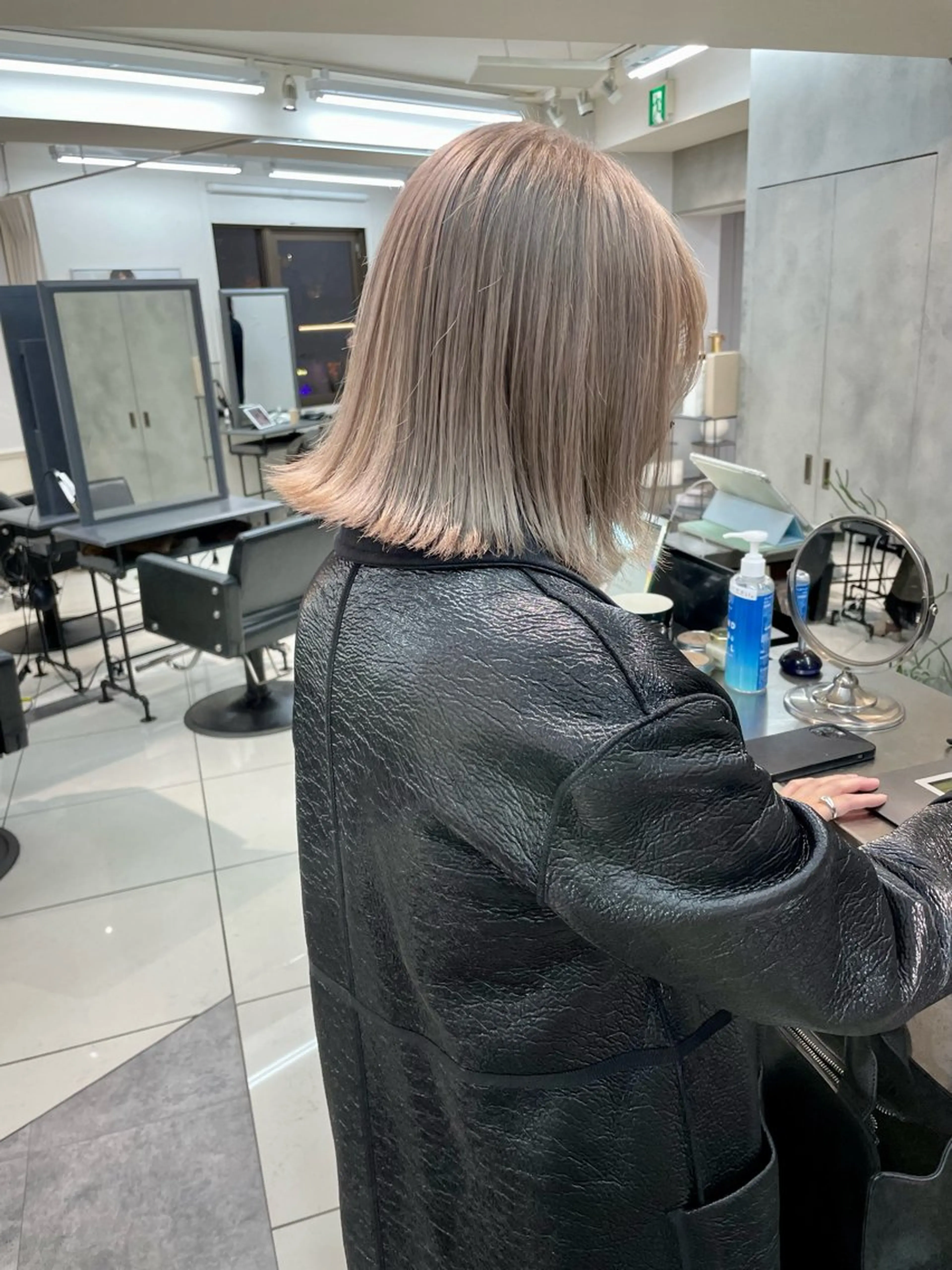 ショート レイヤー×ツヤカラー 渋谷/kougaのヘアスタイル