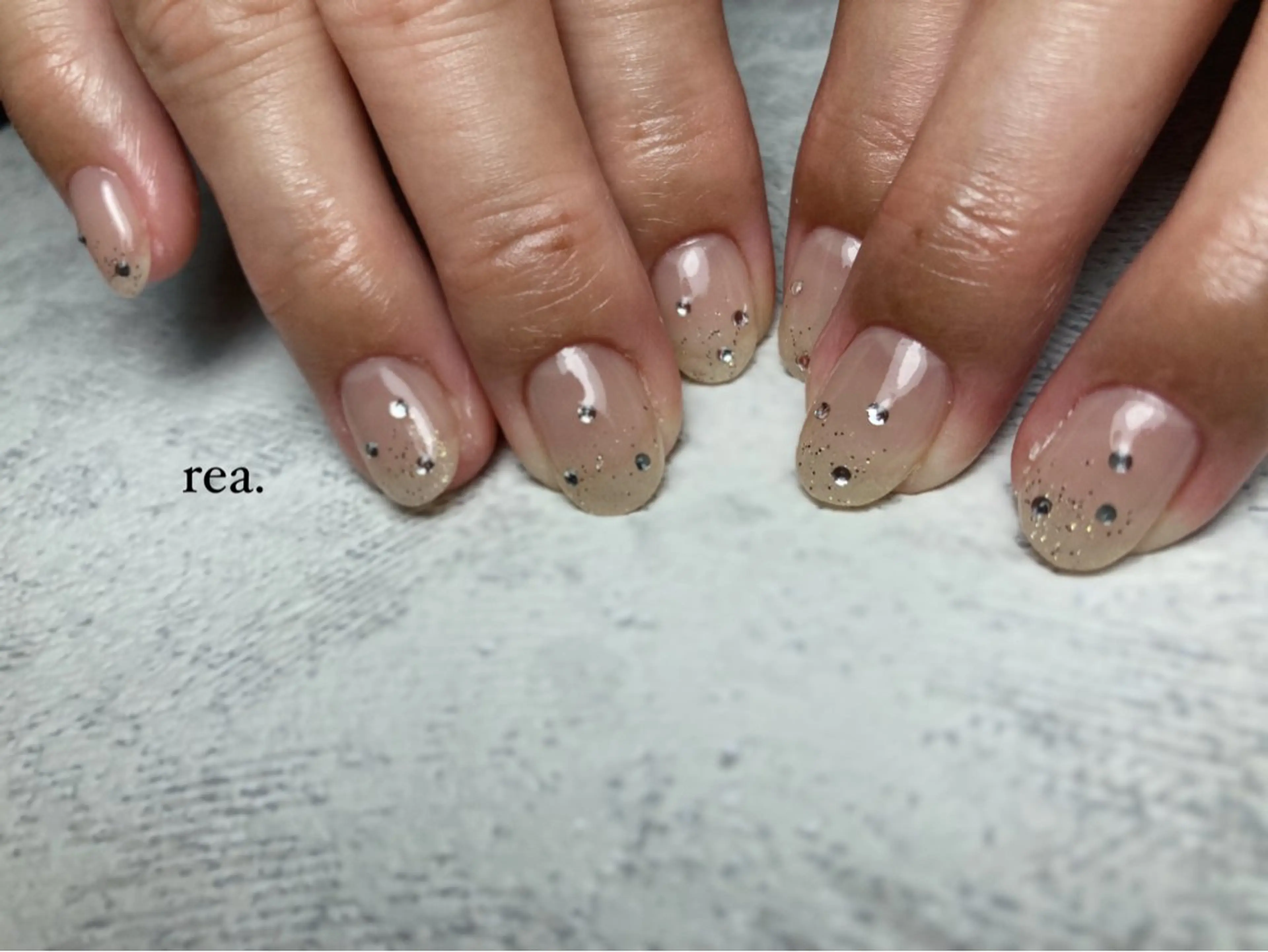 ネイル ハンドネイル フットネイル rea .のネイルデザイン