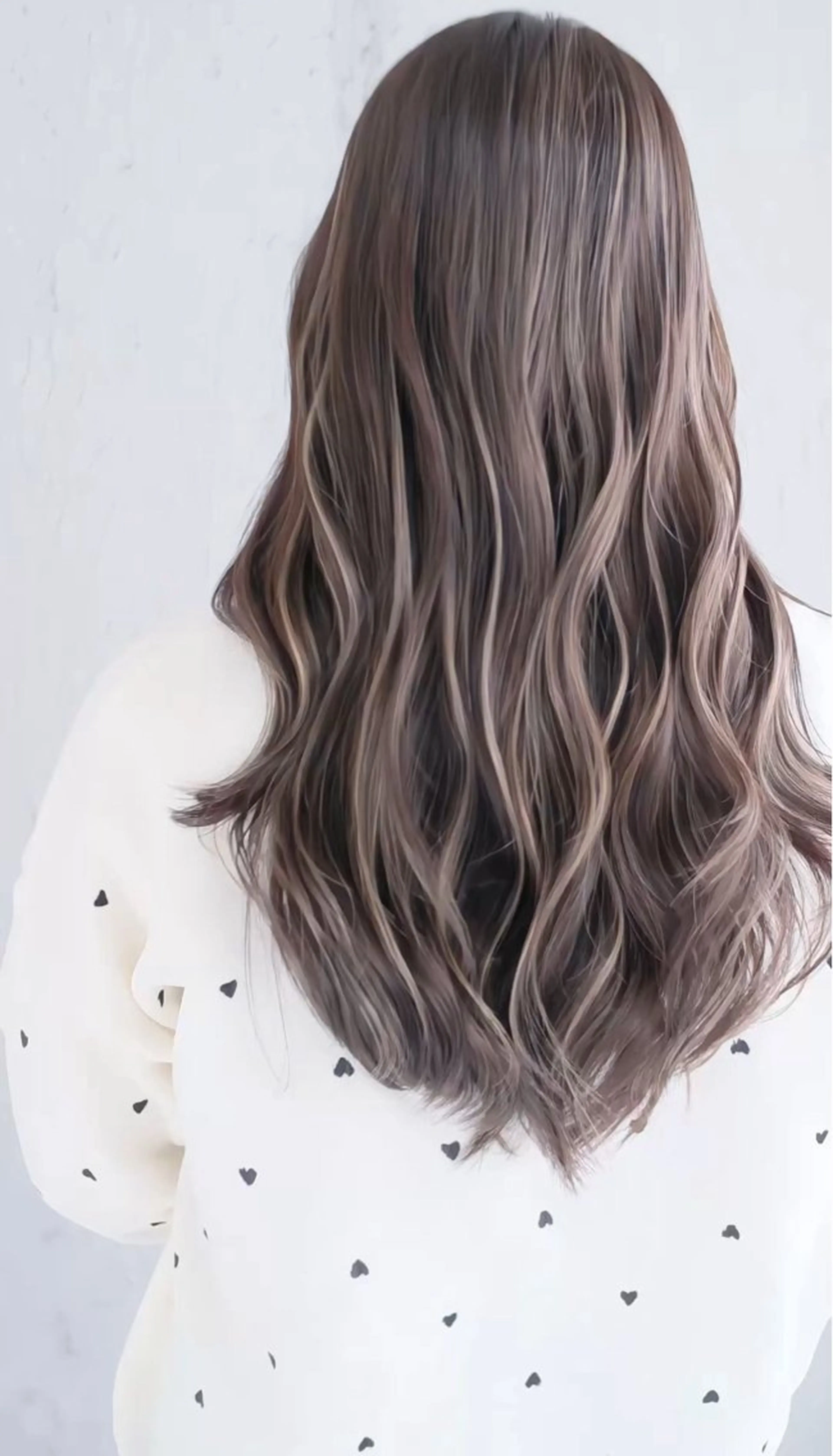 セミロング カラー デザインカラー ハイライトカラー ハイライト ヘアカラー Mariana/ 鶴原-ハイライトのヘアスタイル