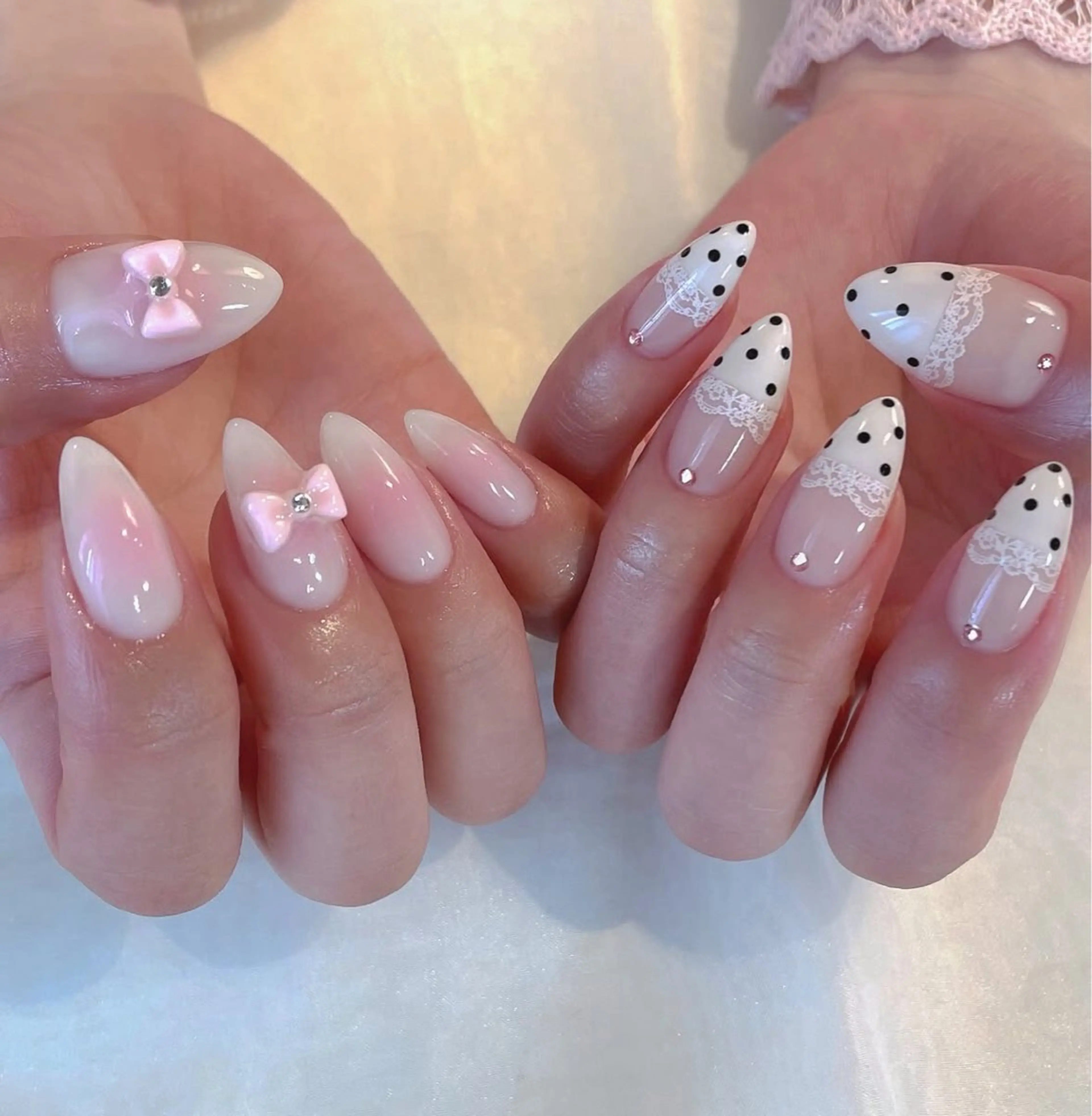 ネイル 長さ出し グラデーション キラキラネイル 韓国ネイル ラメ(グリッター) ハンドネイル ハンドケア Chisa Nail Studio所属・チ サのネイルデザイン