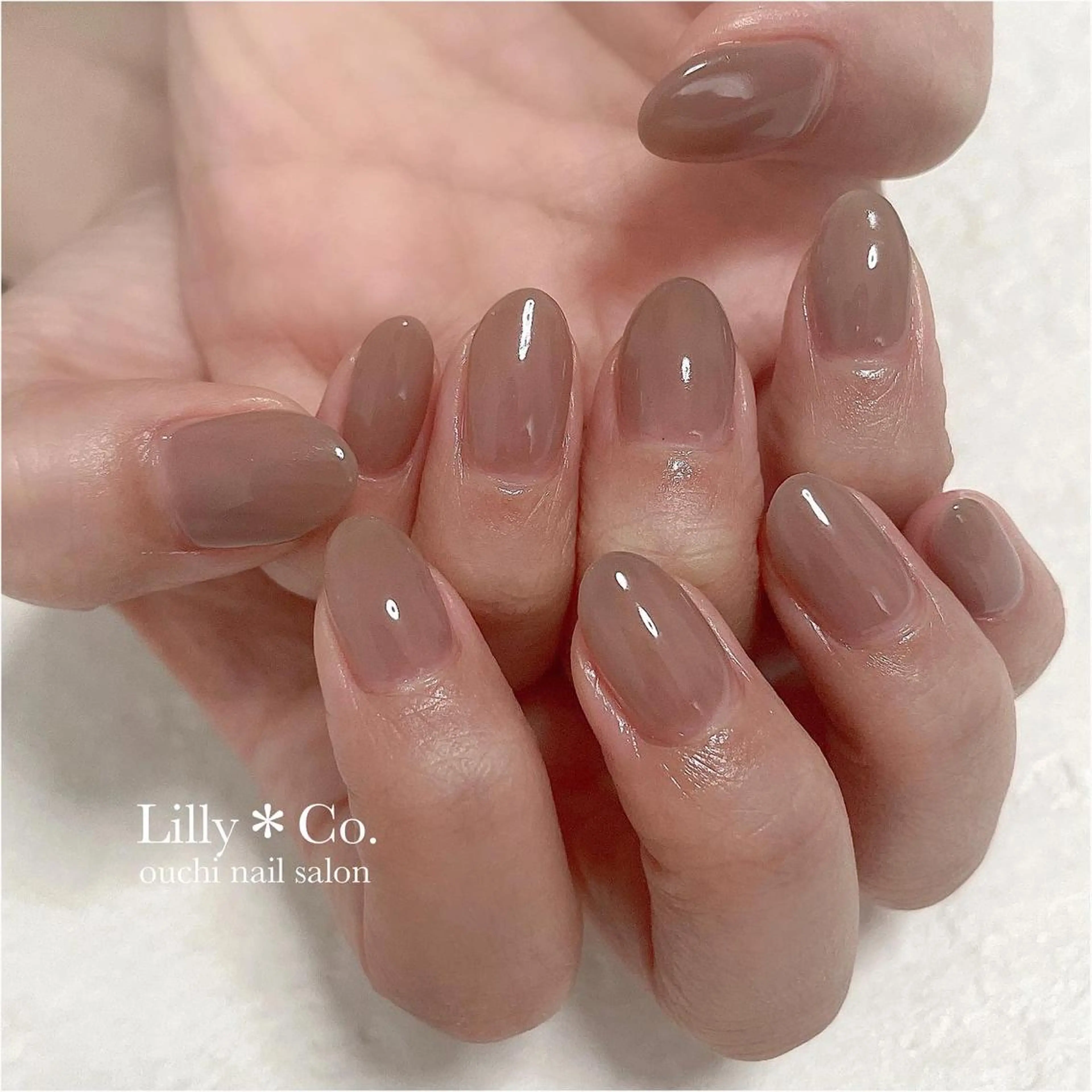 ネイル ワンカラーネイル ハンドネイル ハンドケア Lilly Co.のネイルデザイン