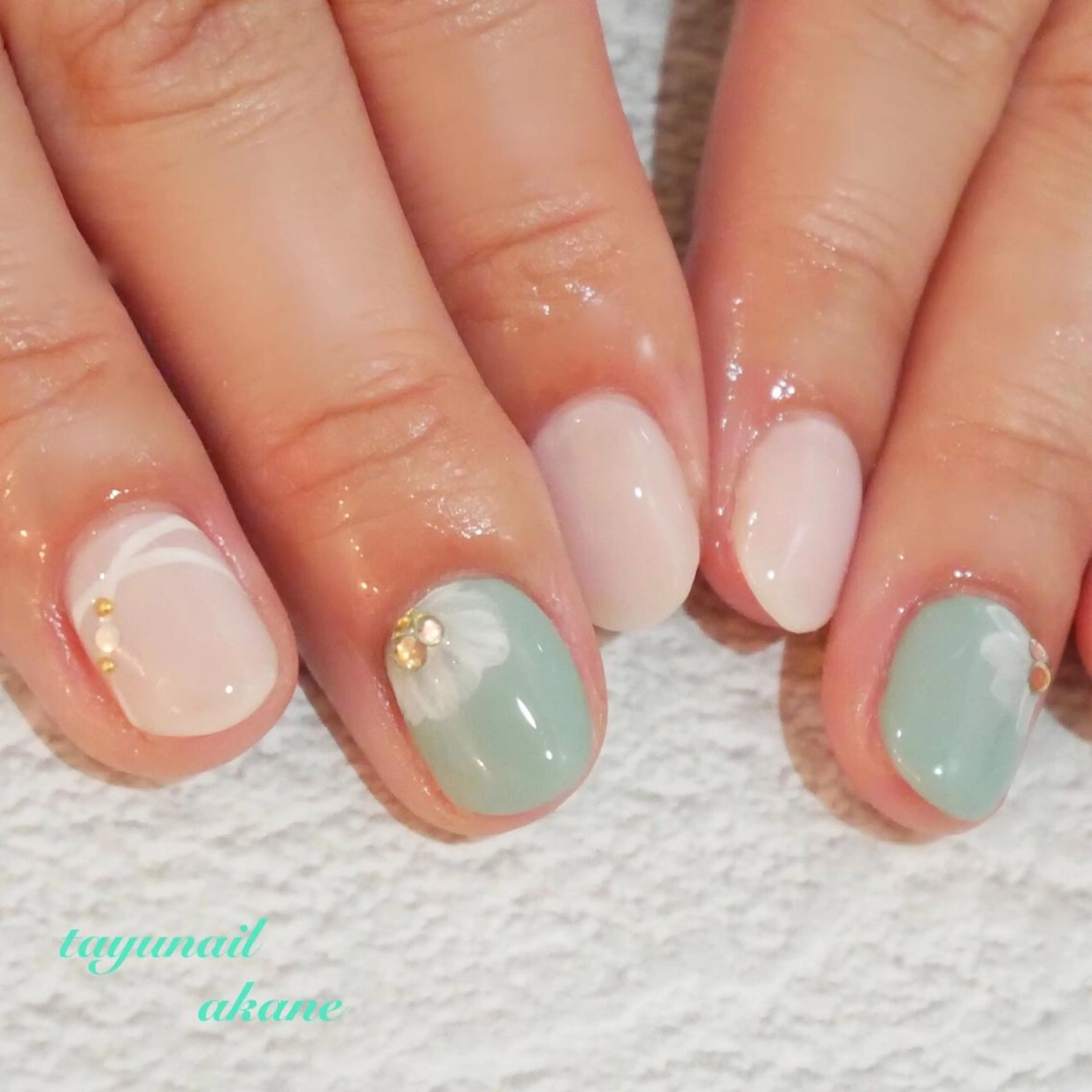 ネイル アートネイル ブルー フラワーネイル 春ネイル 冬ネイル ネイルサロン・ネイルスクール　たゆnail所属・ネイルサロン 【たゆnail】のネイルデザイン