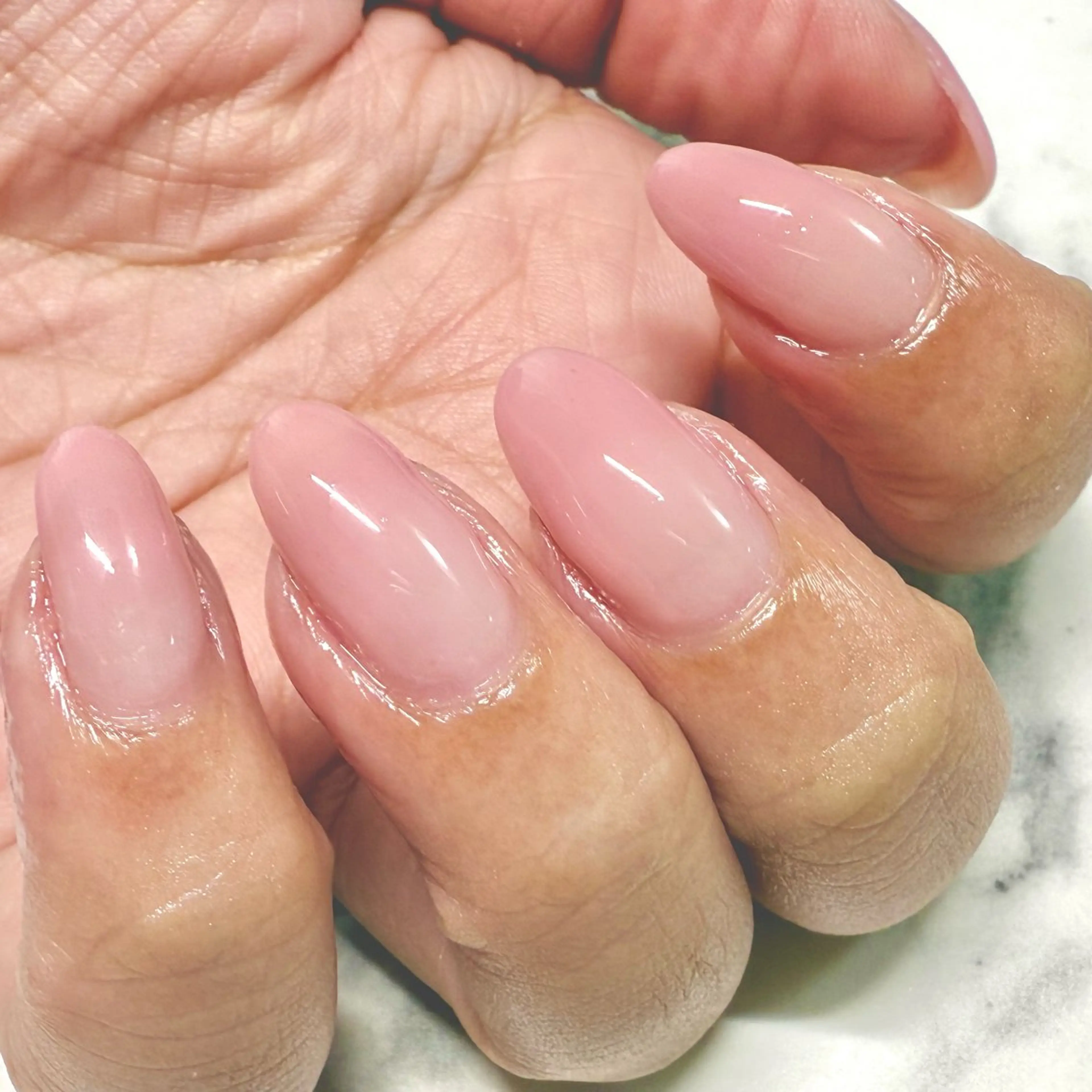 ネイル グラデーション Mint glow ABEのネイルデザイン