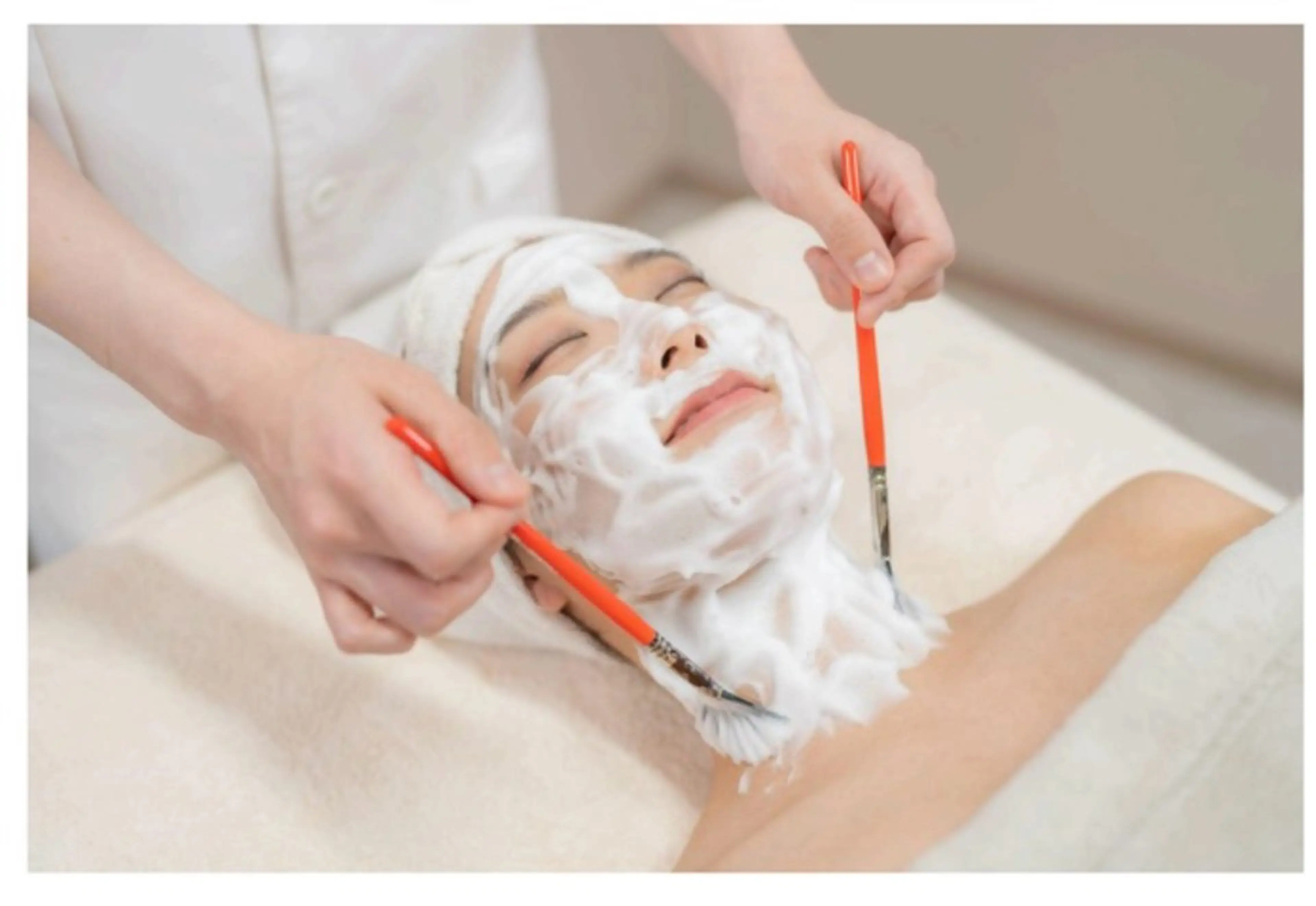 韓国発！水光艶肌ララピールの写真