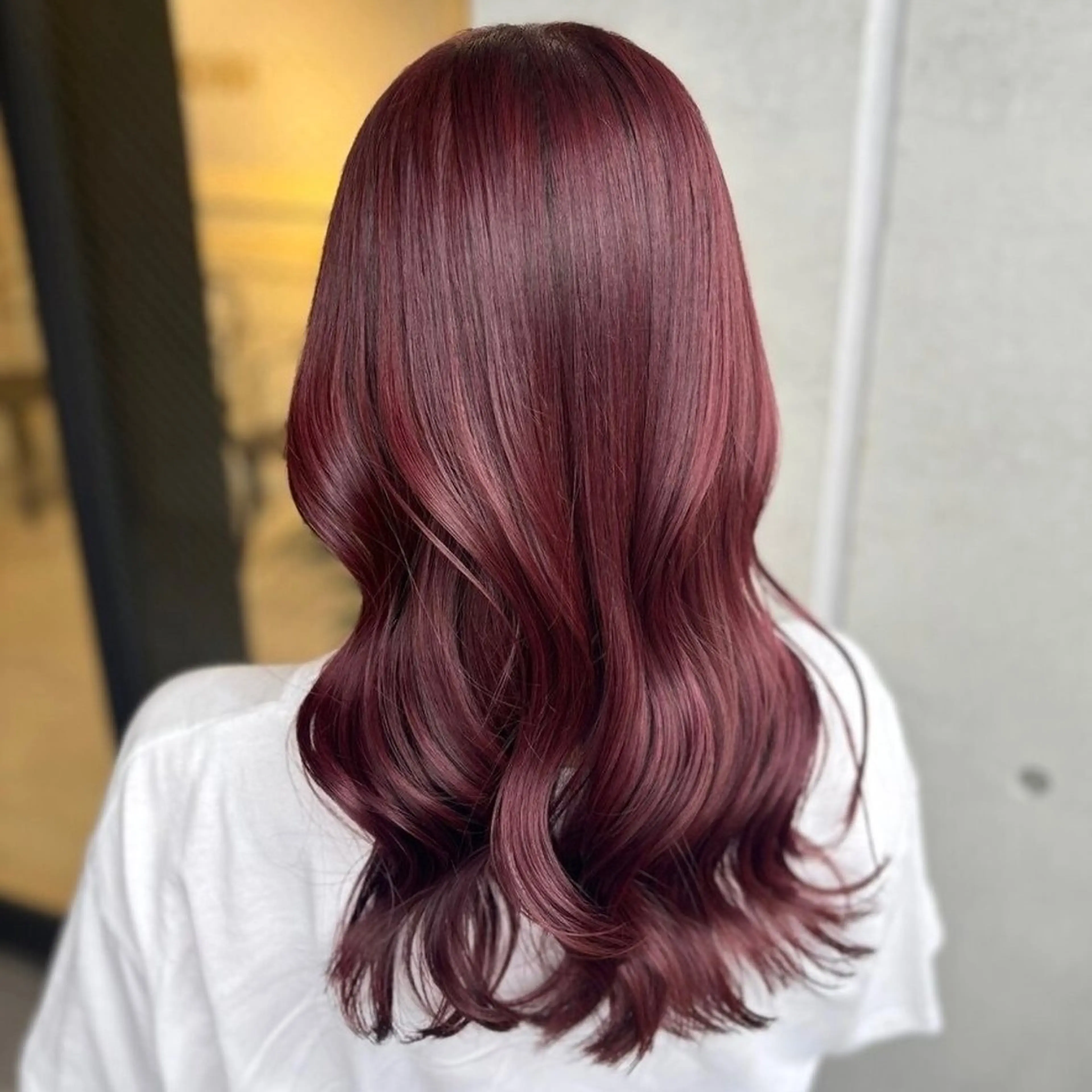 ロング カラー ブリーチ ハイトーンカラー レッドカラー 💖ブリーチ/暖色 𝐘𝐮𝐢💖のヘアスタイル