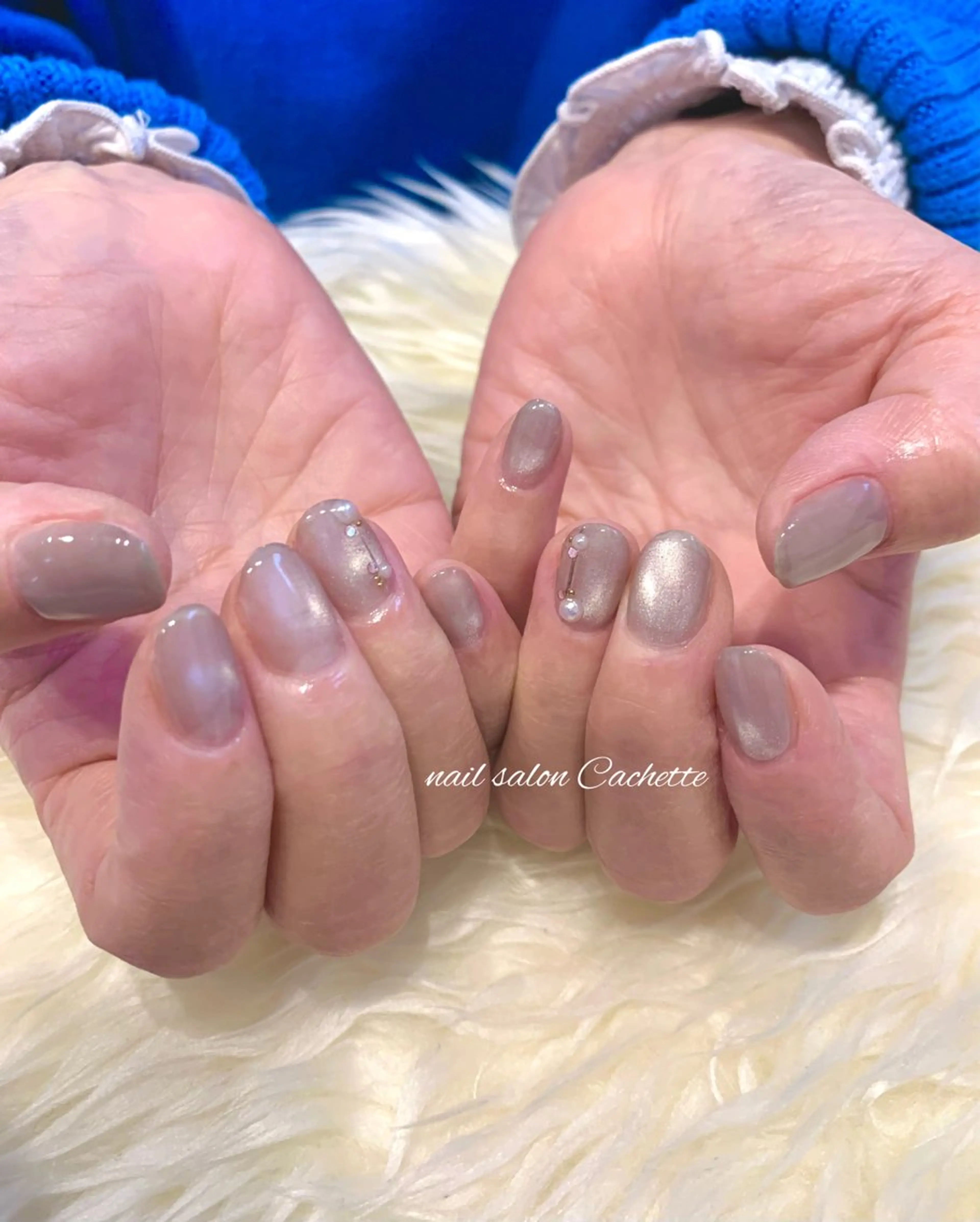 シンプルアート【アート2本】《他店オフ（無料）込》の写真