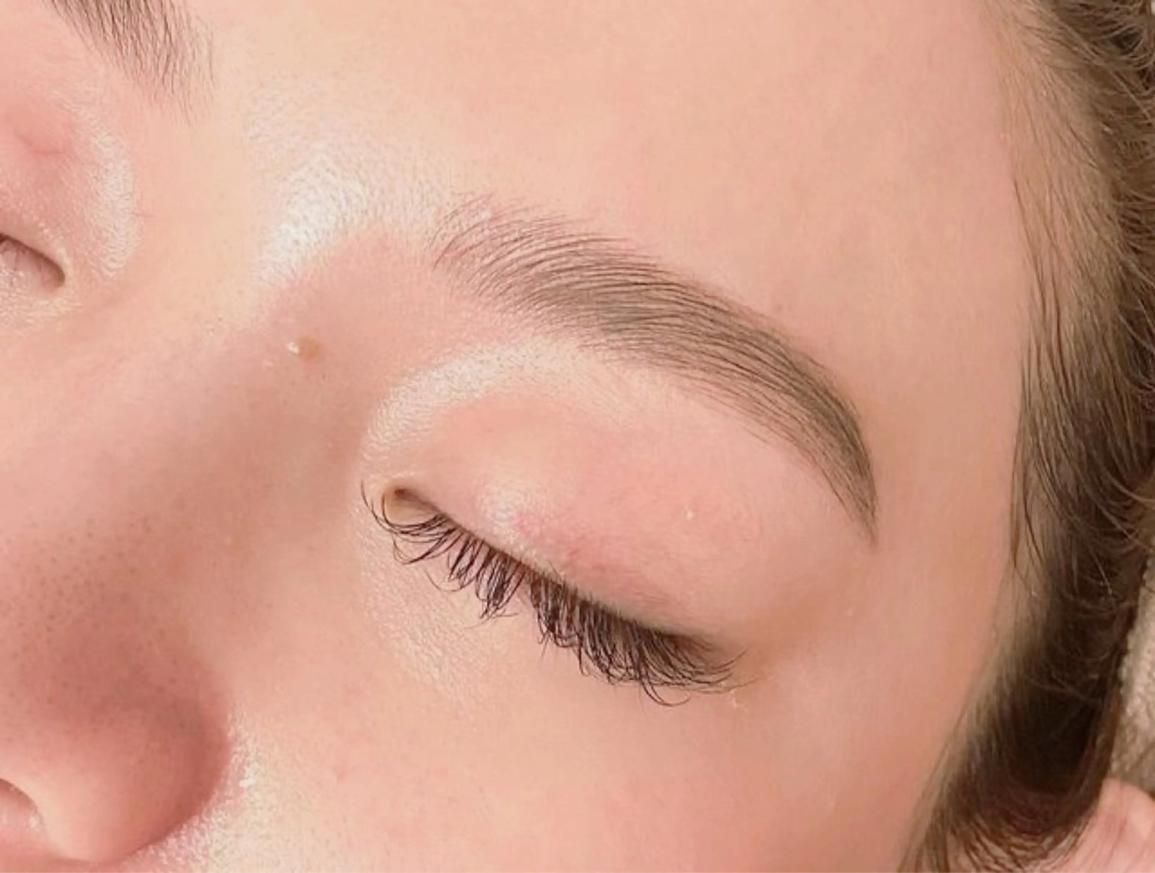 【美眉スタイリング】カジュアルアイブロウ&カット⭐️の写真