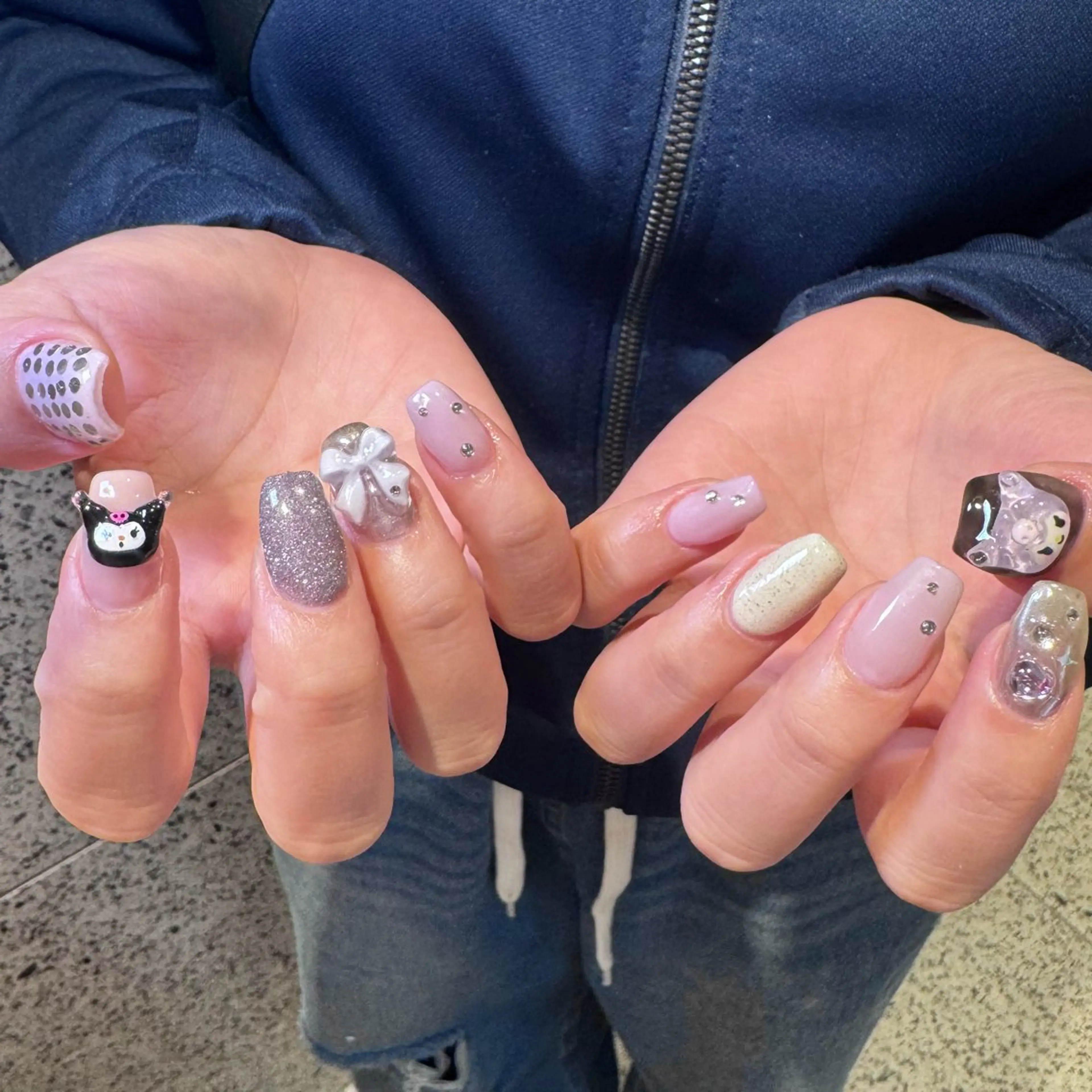 ネイル ハンドネイル RIEKO🍒 ワンホン♡推しネイルのネイルデザイン