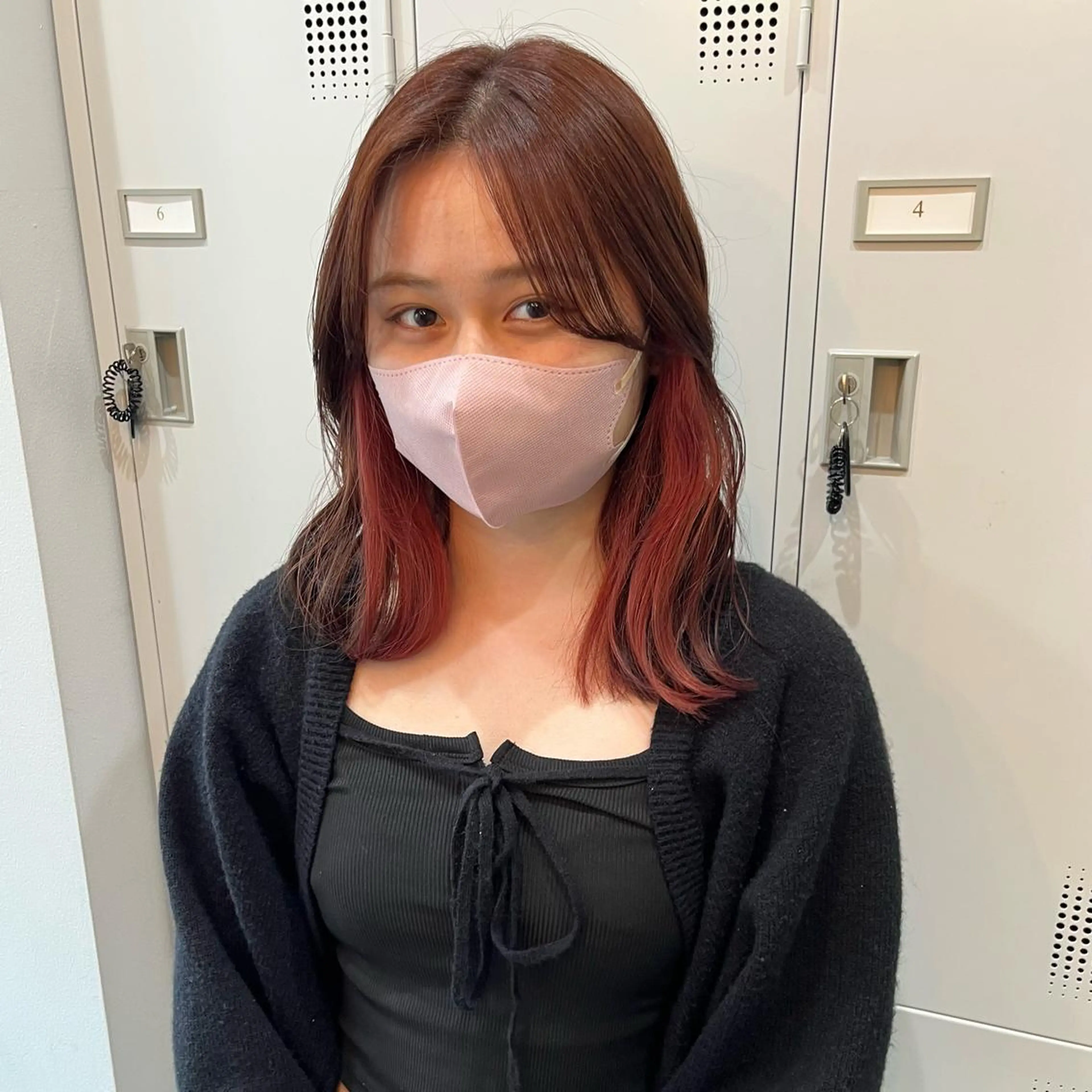 セミロング カラー インナーカラー ピンクカラー emma所属・RINA 韓国ヘア/半個室のヘアスタイル