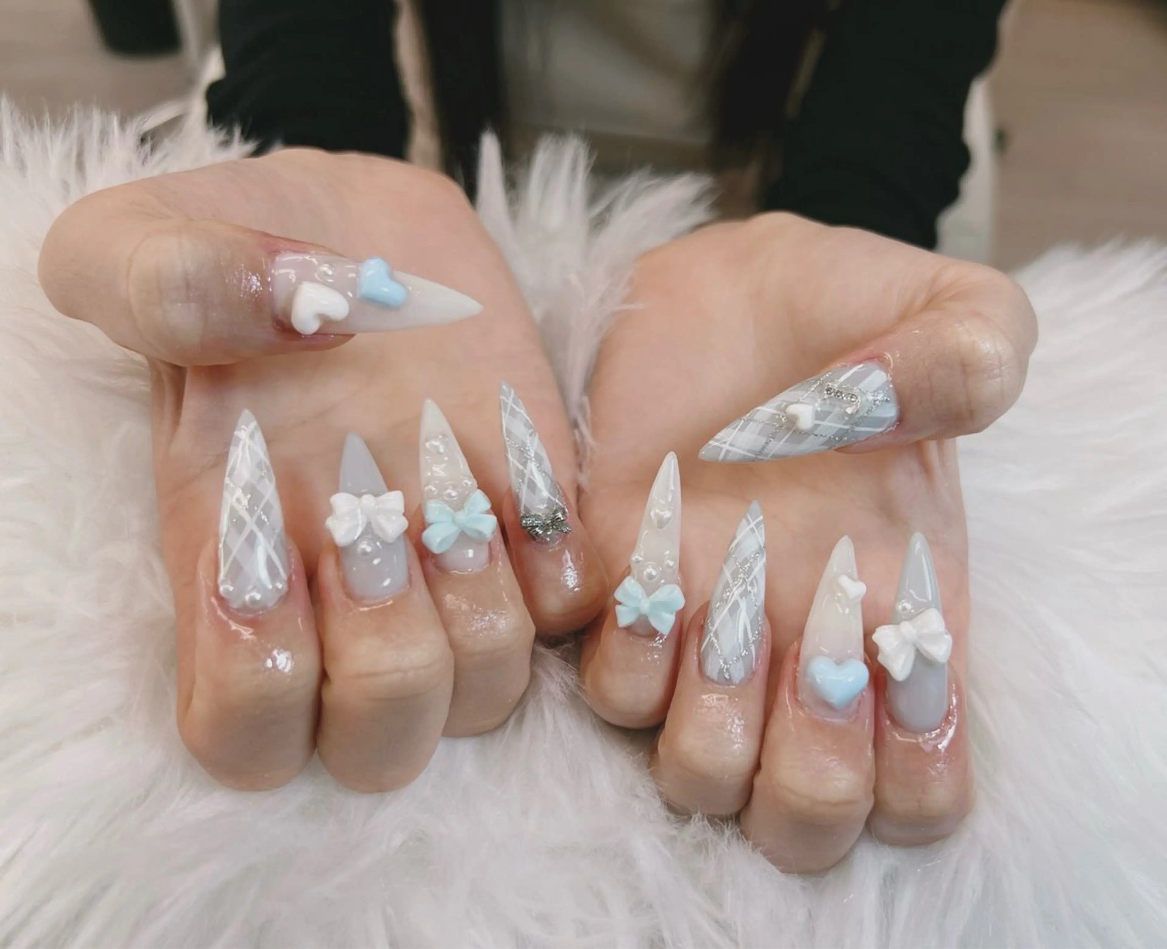 ネイル アートネイル オーロラネイル チークネイル 長さ出し フットネイル Noiranail_ studio川越西口のネイルデザイン