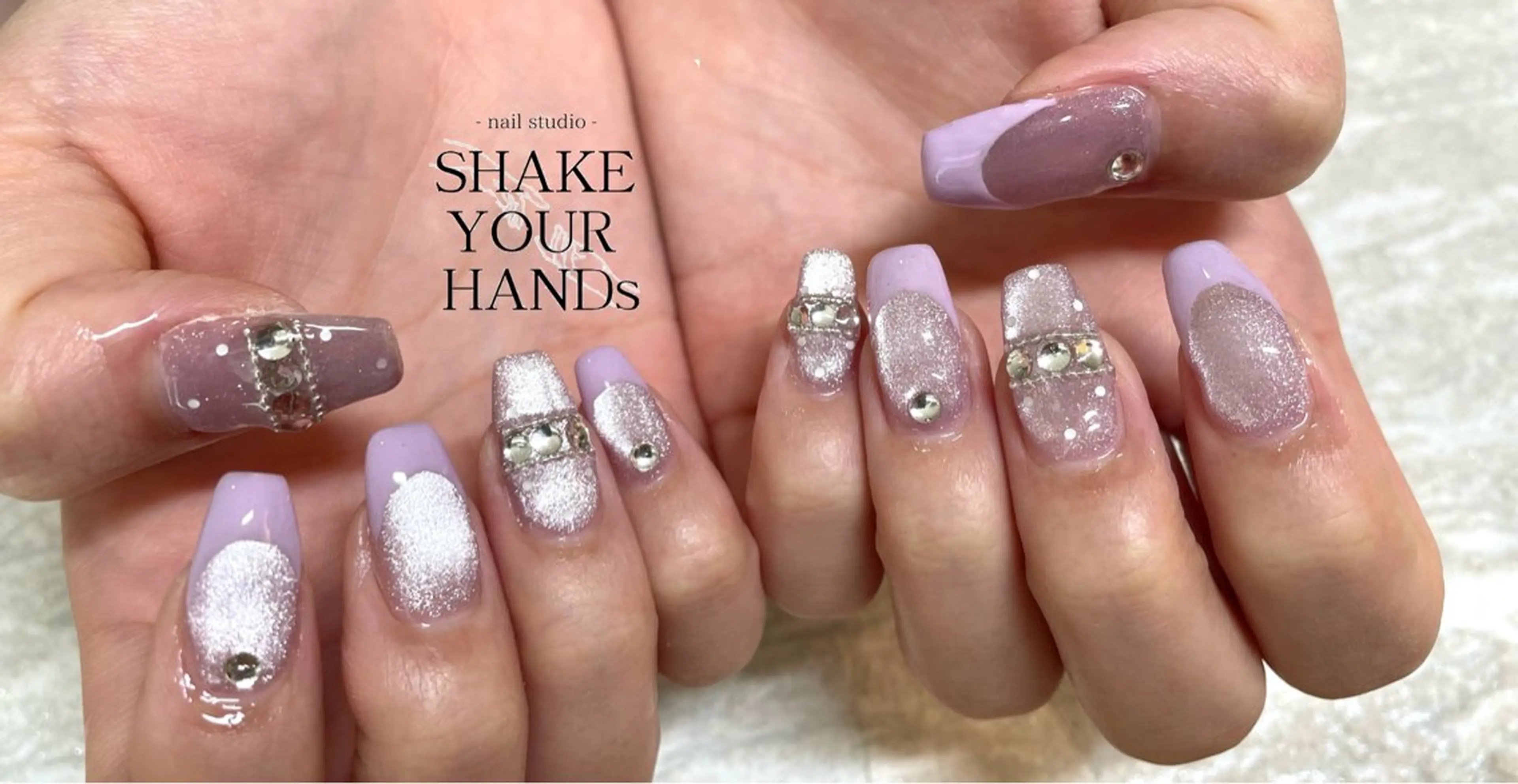 ネイル フレンチネイル パープル ハンドネイル ネイルスタジオ シェイクユアハンズのネイルデザイン