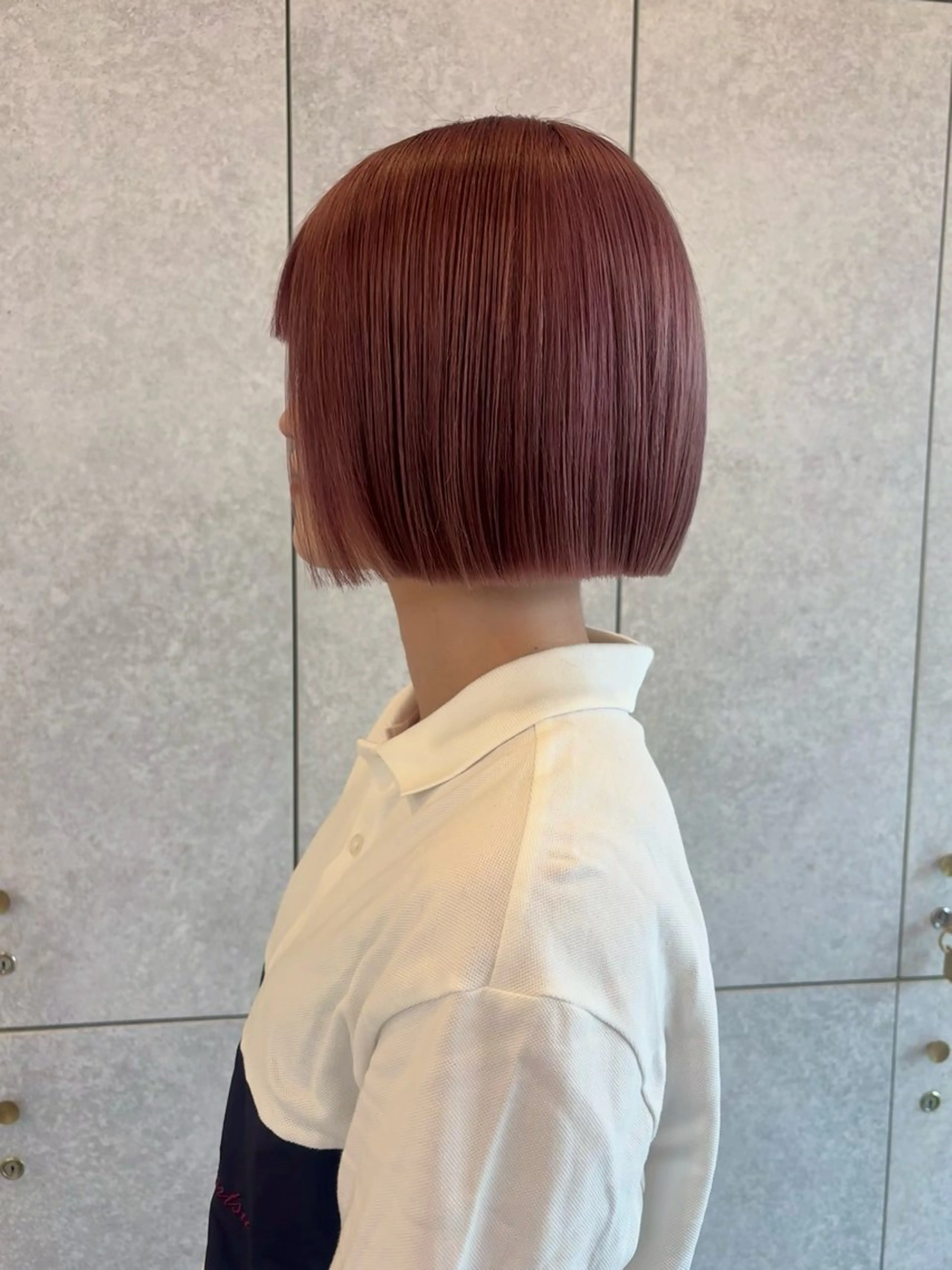 カット+ケアブリーチカラー+トリートメントの写真