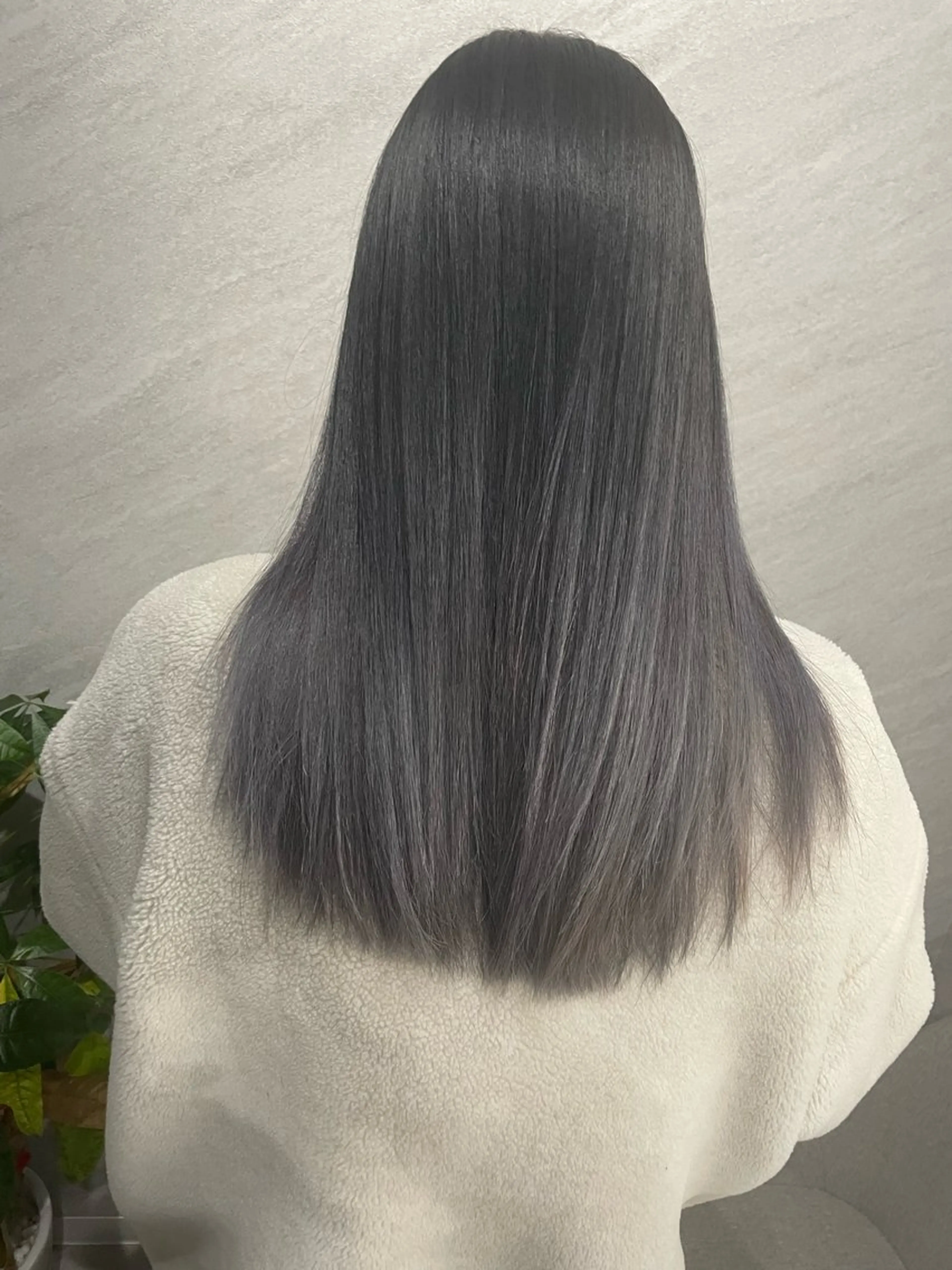 ミディアム Sherry大国町所属・髪質改善×縮毛矯正 ×艶カラーNAOのヘアスタイル