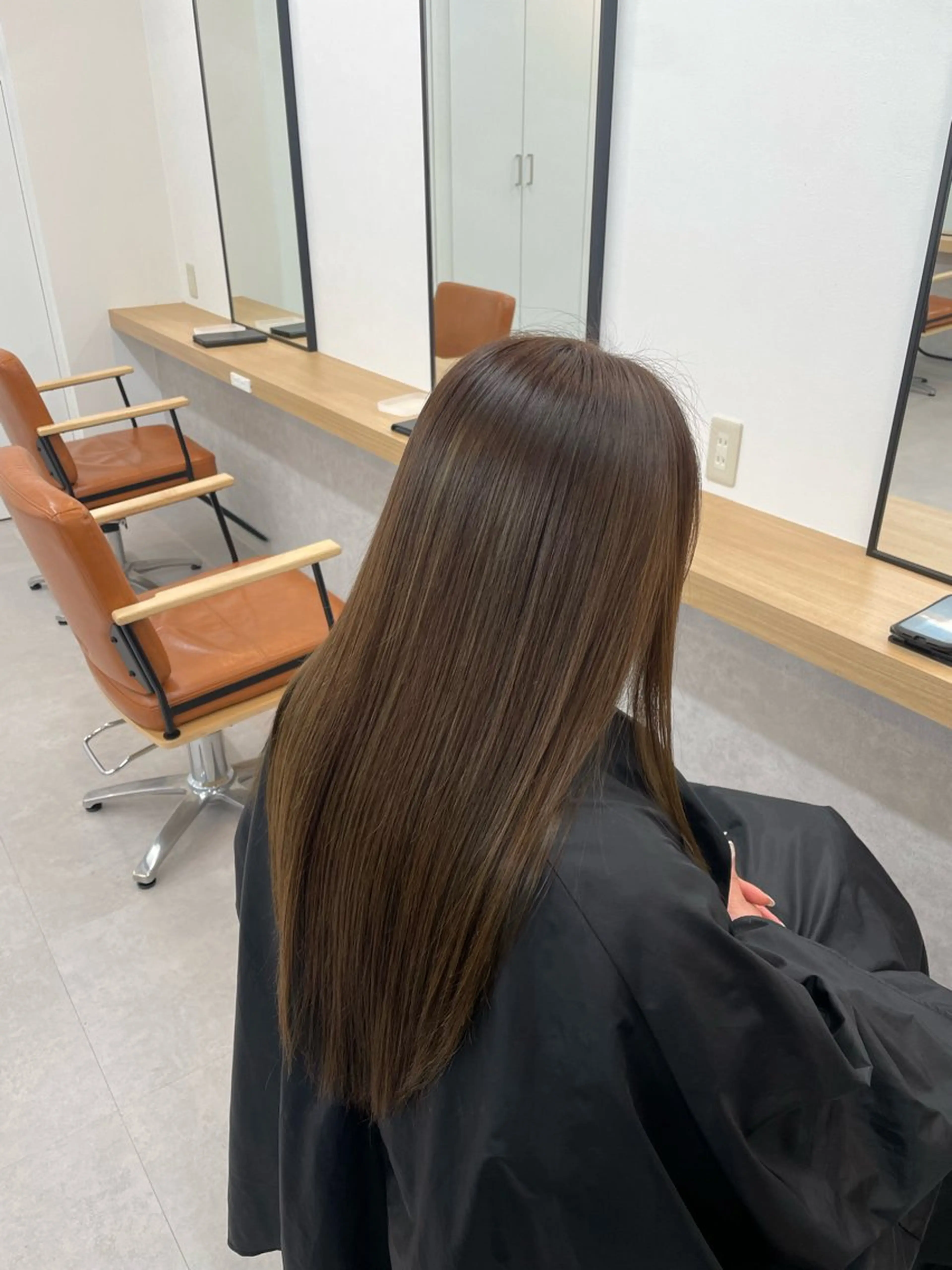 カラー ハイライトカラー オリーブカラー granze京橋店所属・granze京橋店 中村 碧羽のヘアスタイル