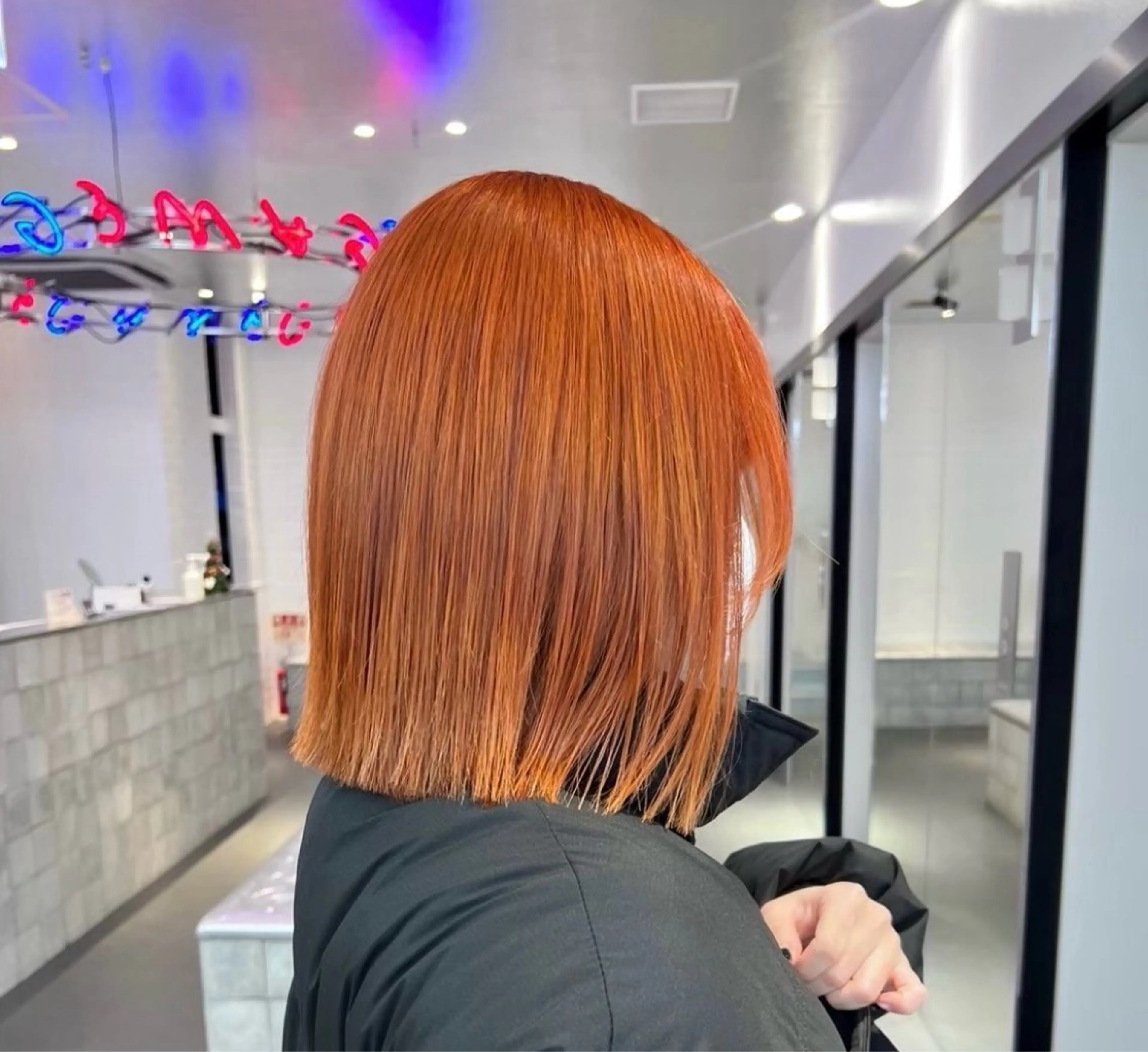 カラー ヘアカラー トリートメント ブリーチカラー×艶 🍨mihoのヘアスタイル