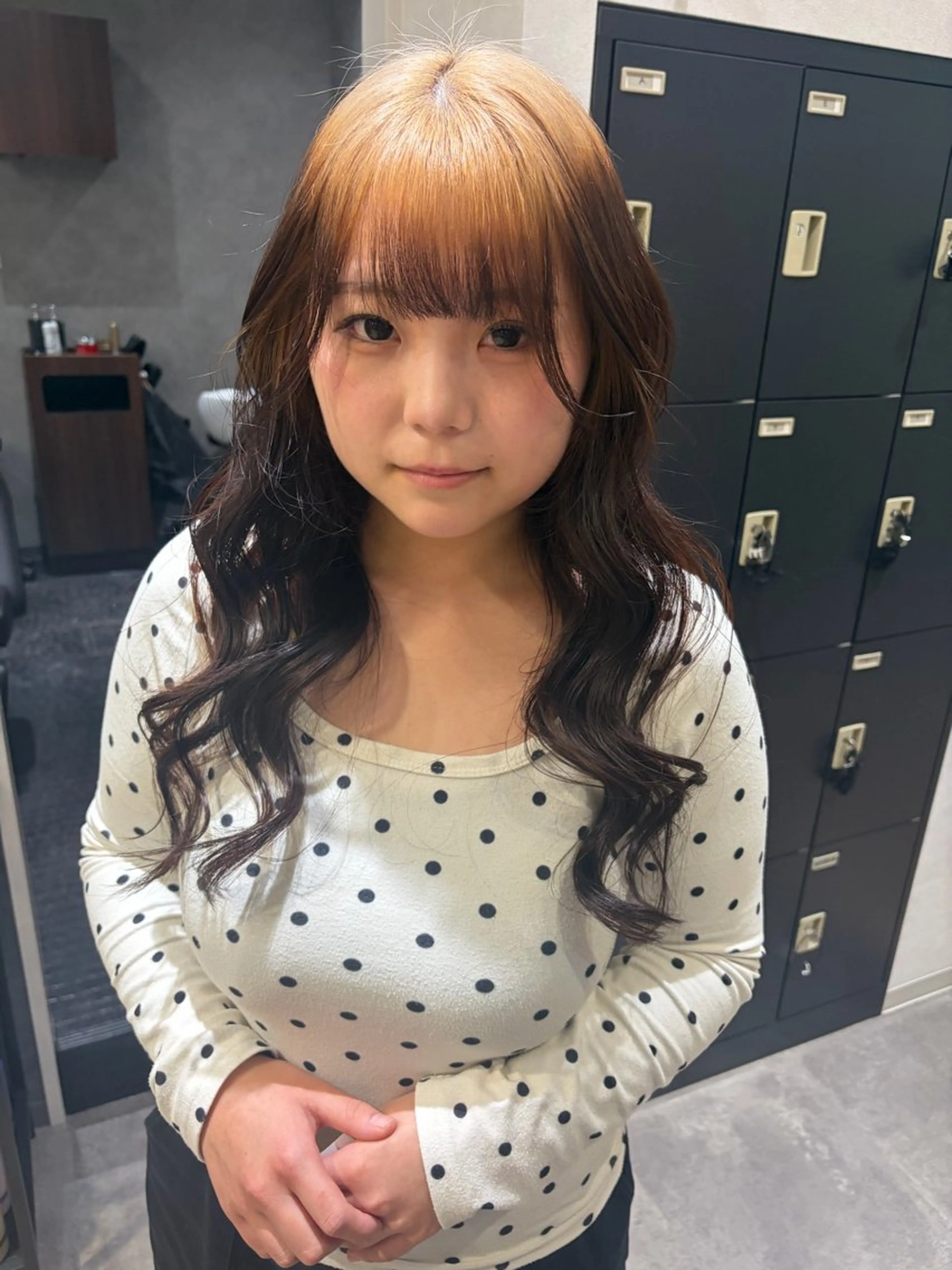 ロング ヘアカラー Maria 梅田/デザインカラーのヘアスタイル