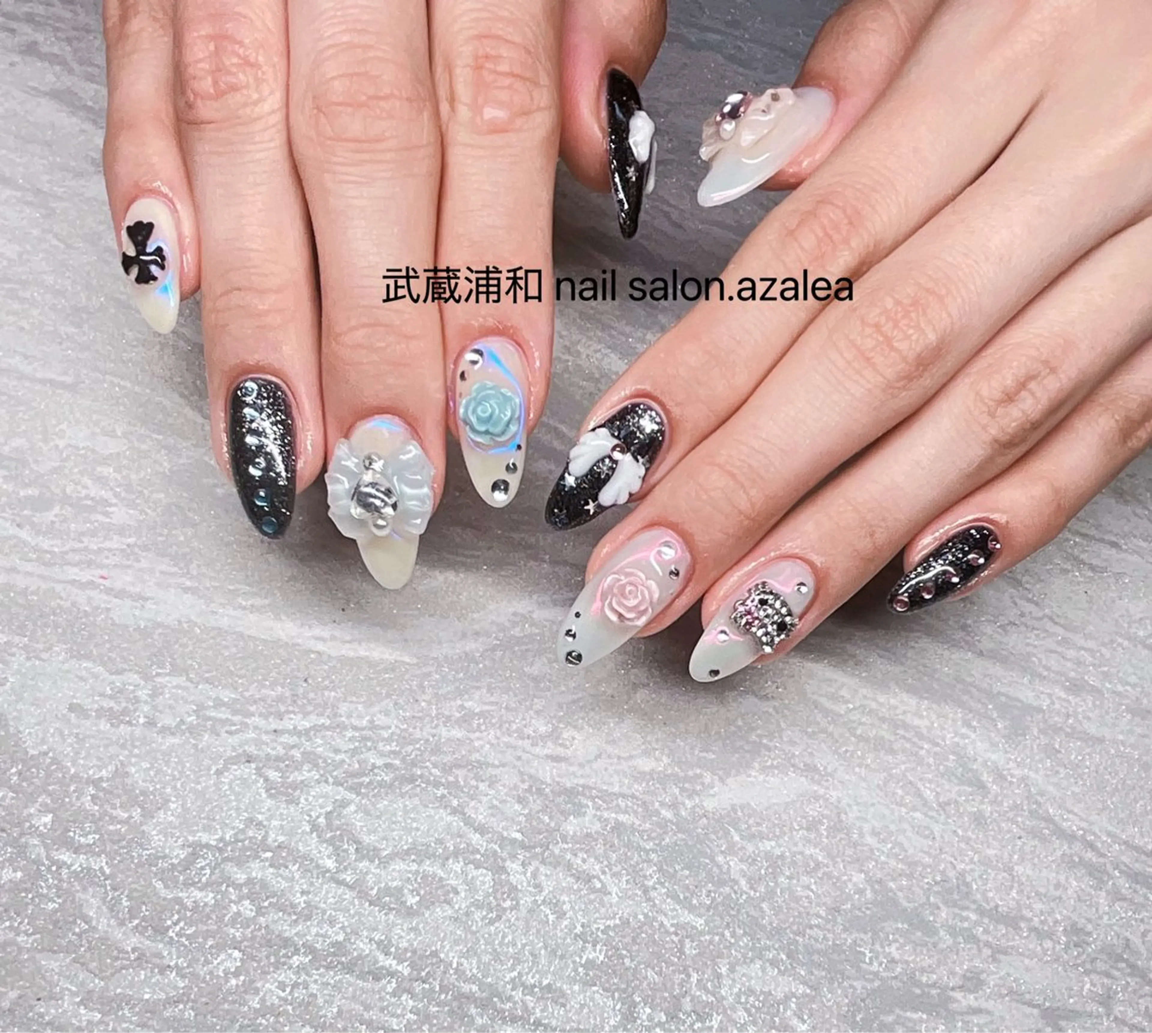 ネイル ハンドネイル R inのネイルデザイン