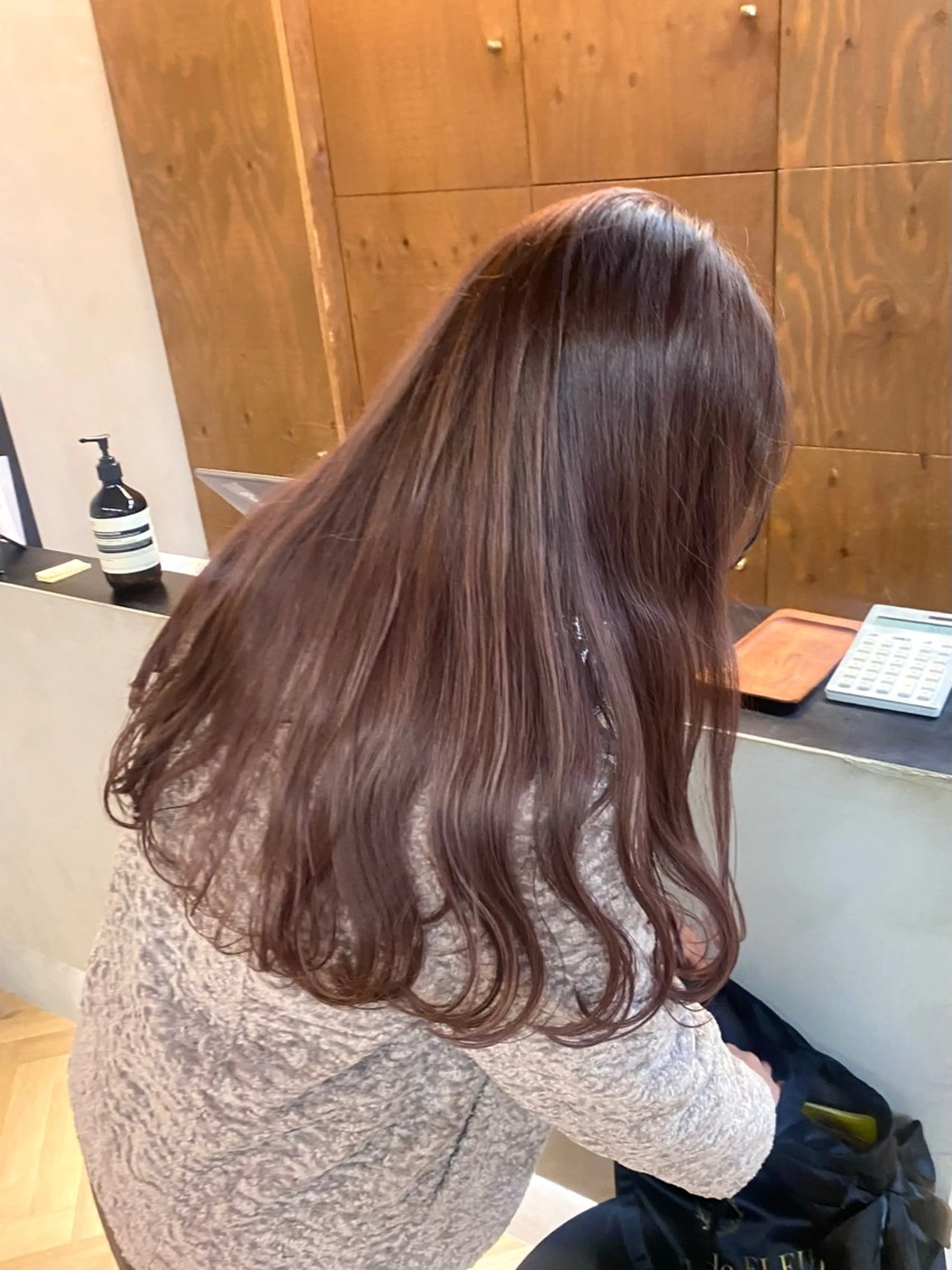 ロング カラー ヘアアレンジ ブリーチ カシス ピンクカラー カット ヘアカラー トリートメント ハル🌸柔色/ ブリーチなし/艶髪のヘアスタイル