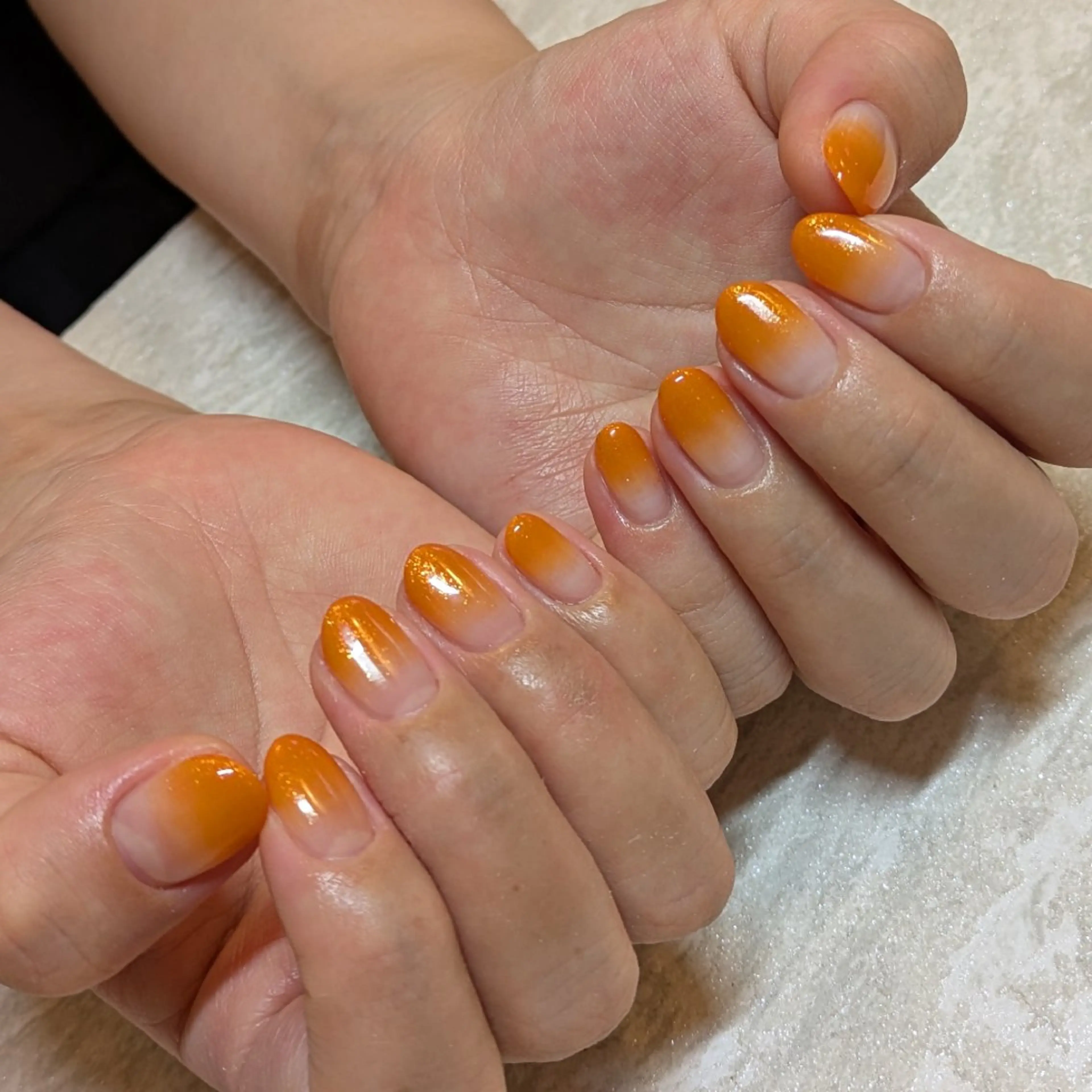 ネイル グラデーション ジェヌインネイル 河内のネイルデザイン